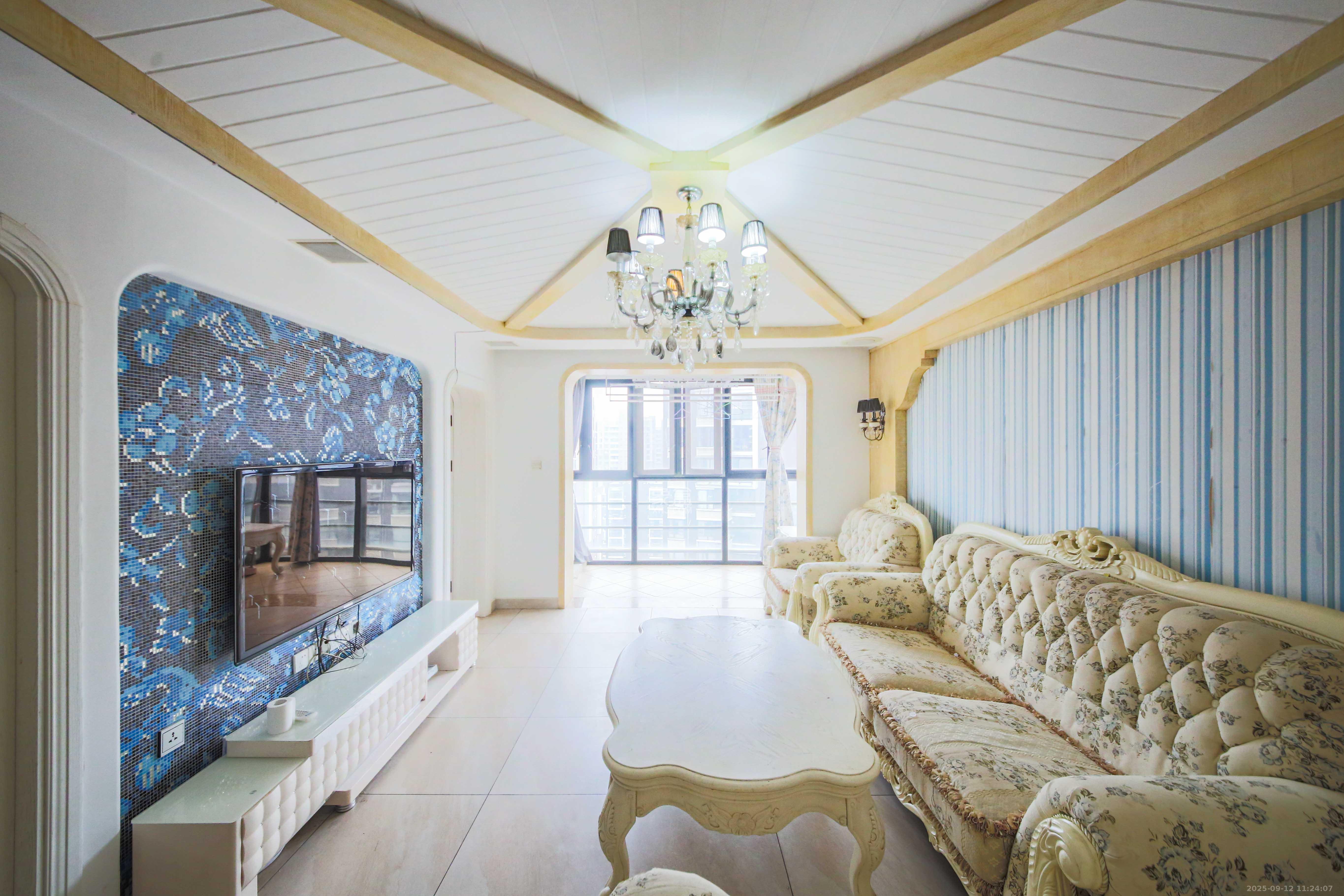 鑫远湘府华城  2室2厅2卫    2300.0元/月室内图