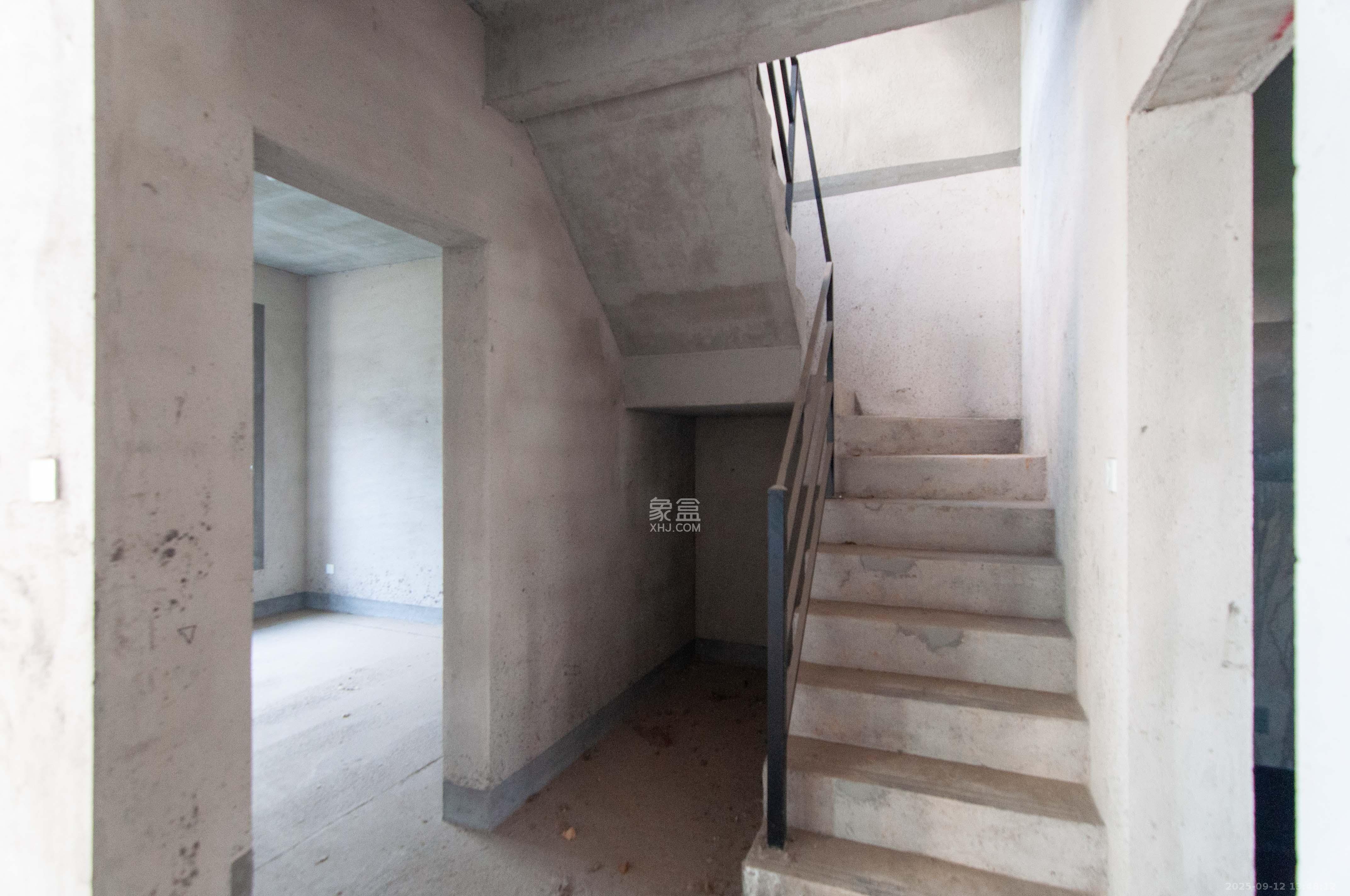 祥源森林之光  5室2厅3卫    300.0万 祥源森林之光  5室2厅3卫    300.0万其他