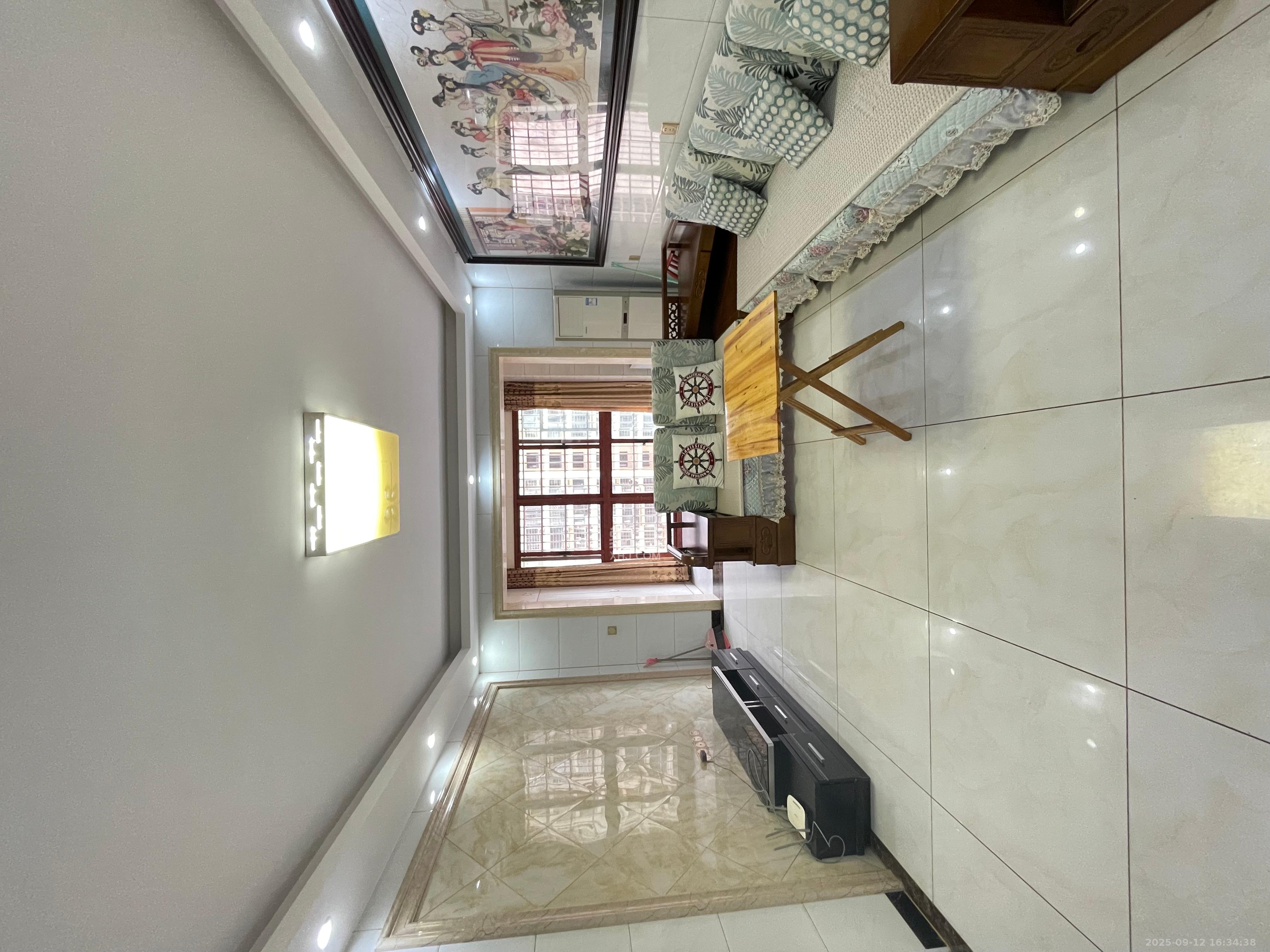 和康园小区 3室2厅1卫 2100.0元/月 和康园小区 3室2厅1卫 2100.0元/月室内图