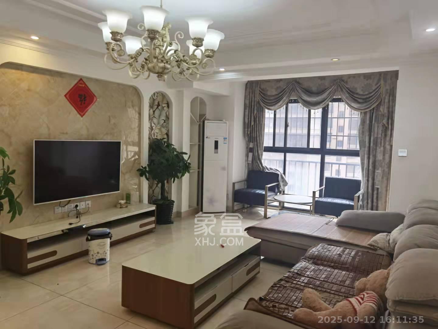 三一街区 4室2厅1卫 2000.0元/月 三一街区 4室2厅1卫 2000.0元/月户型图