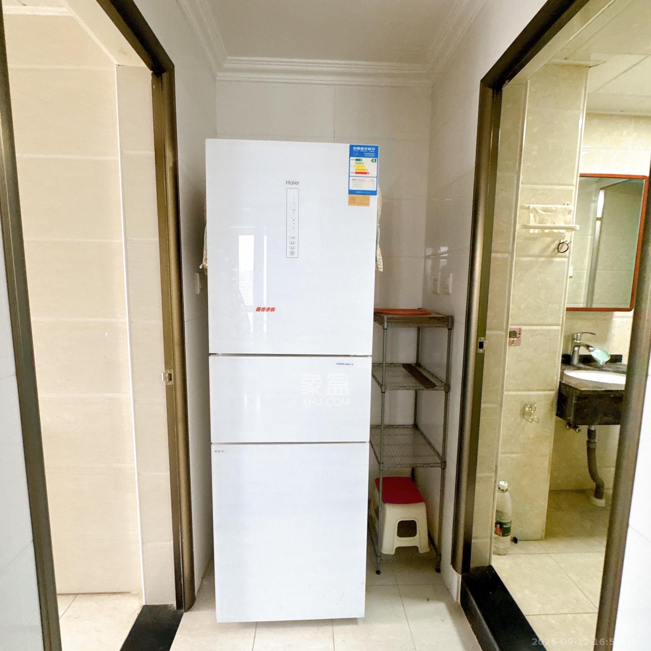 北辰三角洲E3区 2室1厅1卫 2400.0元/月 北辰三角洲E3区 2室1厅1卫 2400.0元/月室内图