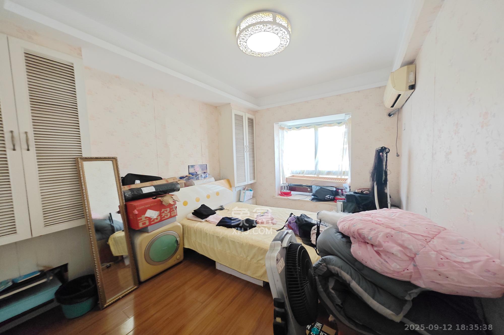 锦绣世纪 4室2厅2卫 123.0万 锦绣世纪 4室2厅2卫 123.0万卧室