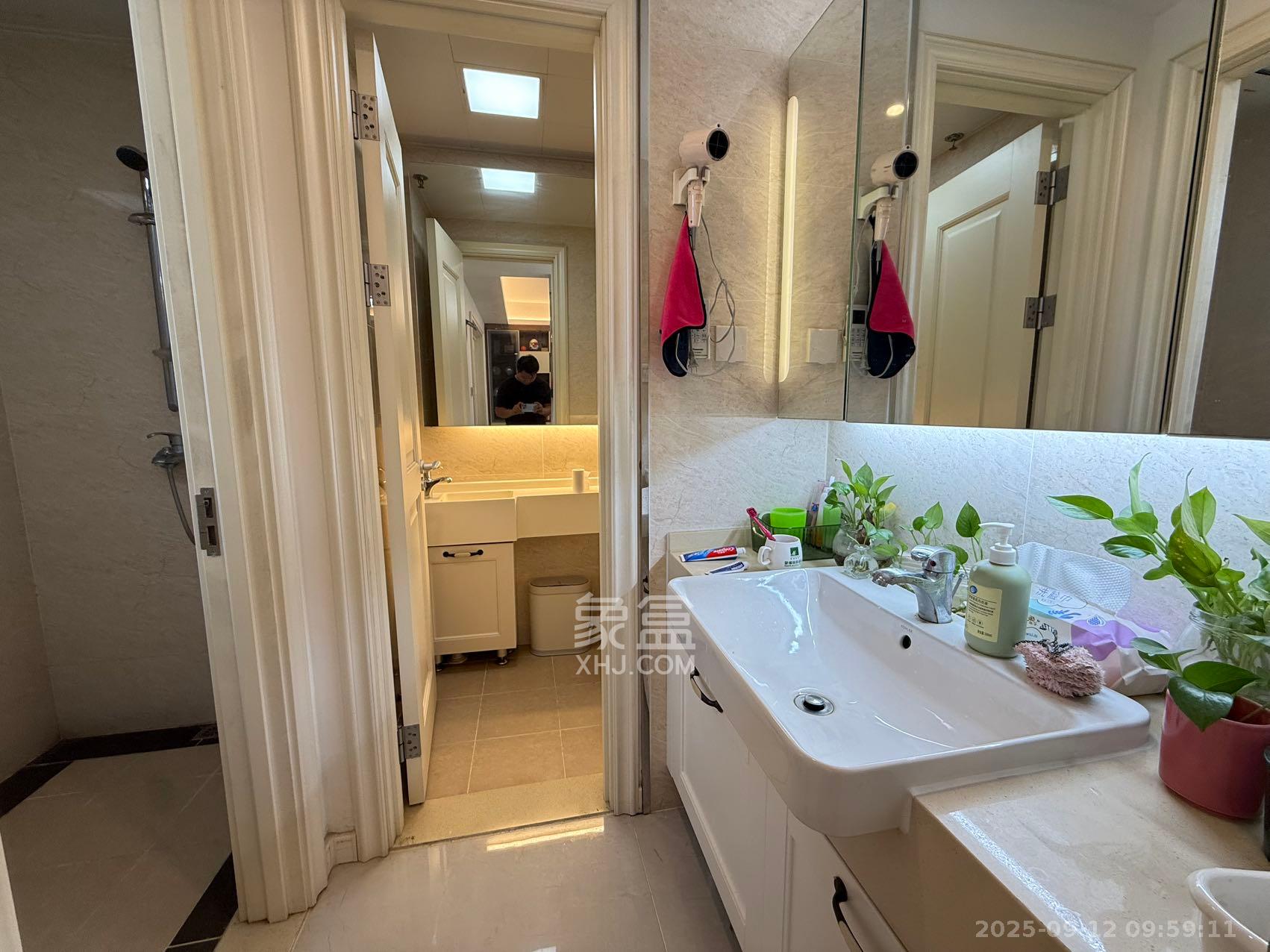 万科里金域国际 4室2厅1卫 5500.0元/月 万科里金域国际 4室2厅1卫 5500.0元/月室内图