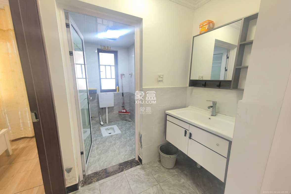 中梁星都荟  3室2厅1卫    2000.0元/月 中梁星都荟  3室2厅1卫    2000.0元/月室内图