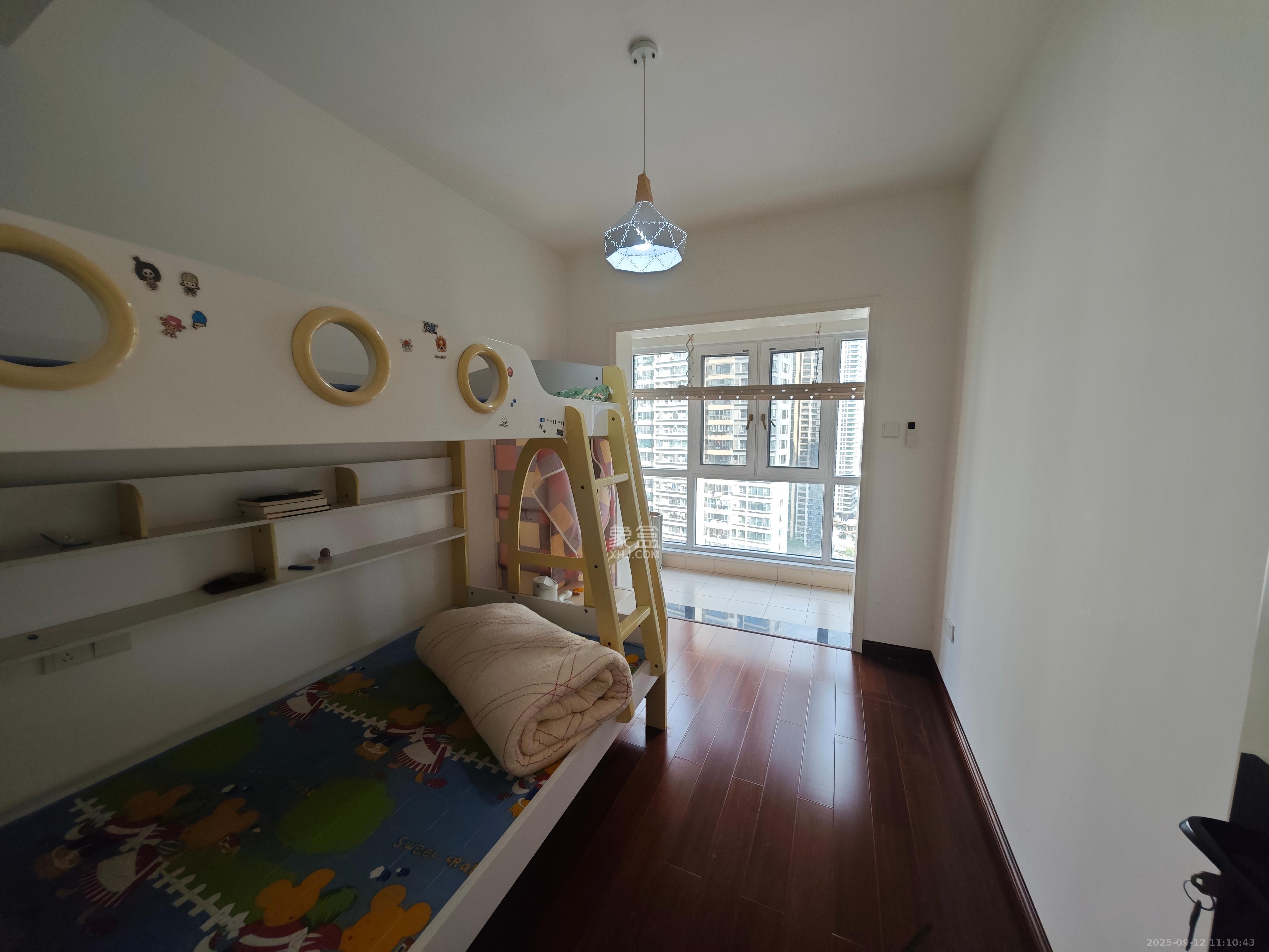 北辰三角洲E3区  4室2厅2卫    5500.0元/月室内图