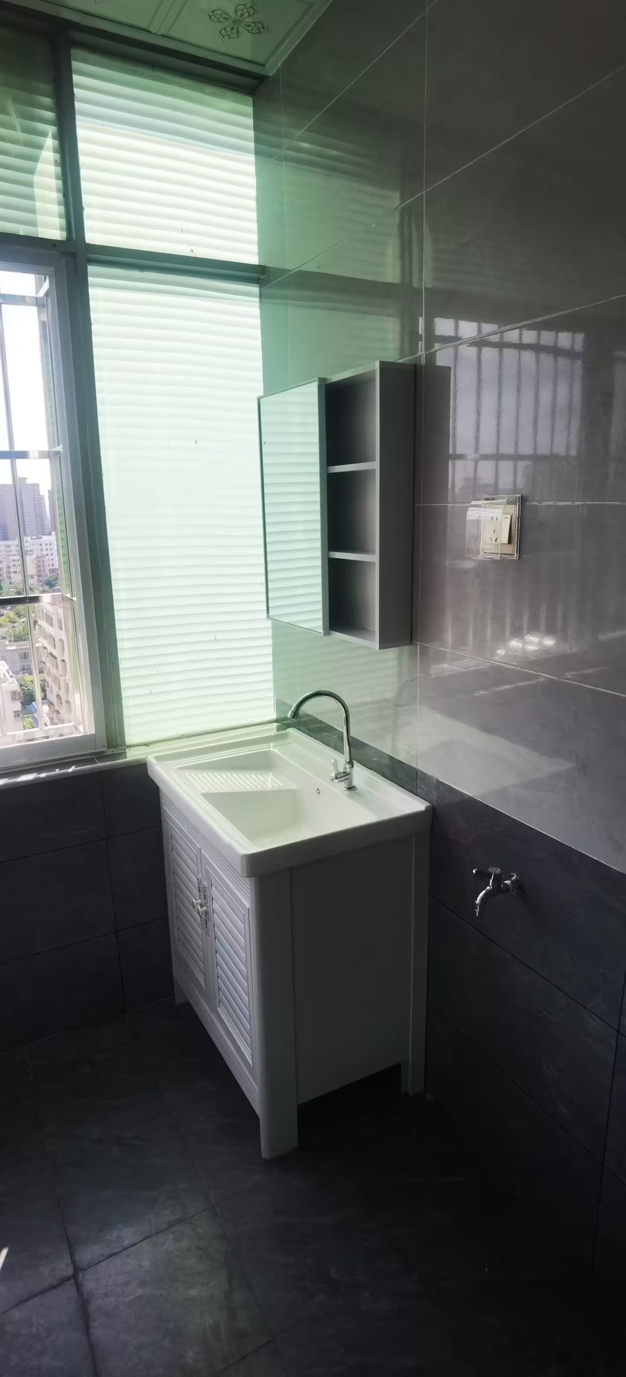 明珠大厦(别名:明珠苑)  1室0厅1卫    1400.0元/月 明珠大厦(别名:明珠苑)  1室0厅1卫    1400.0元/月室内图