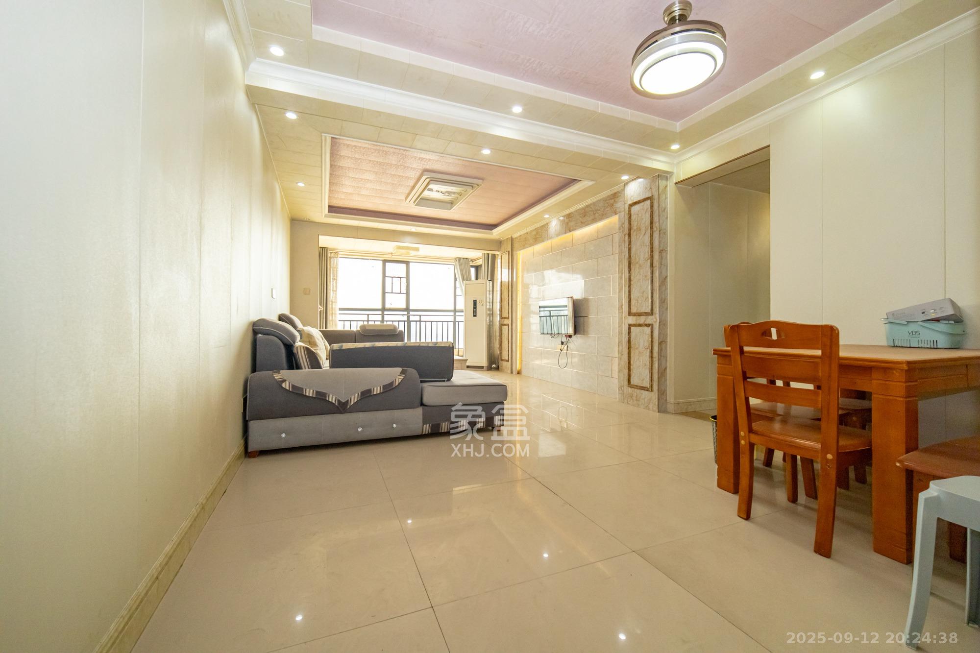 悦湖山 4室2厅2卫 69.8万 悦湖山 4室2厅2卫 69.8万其他