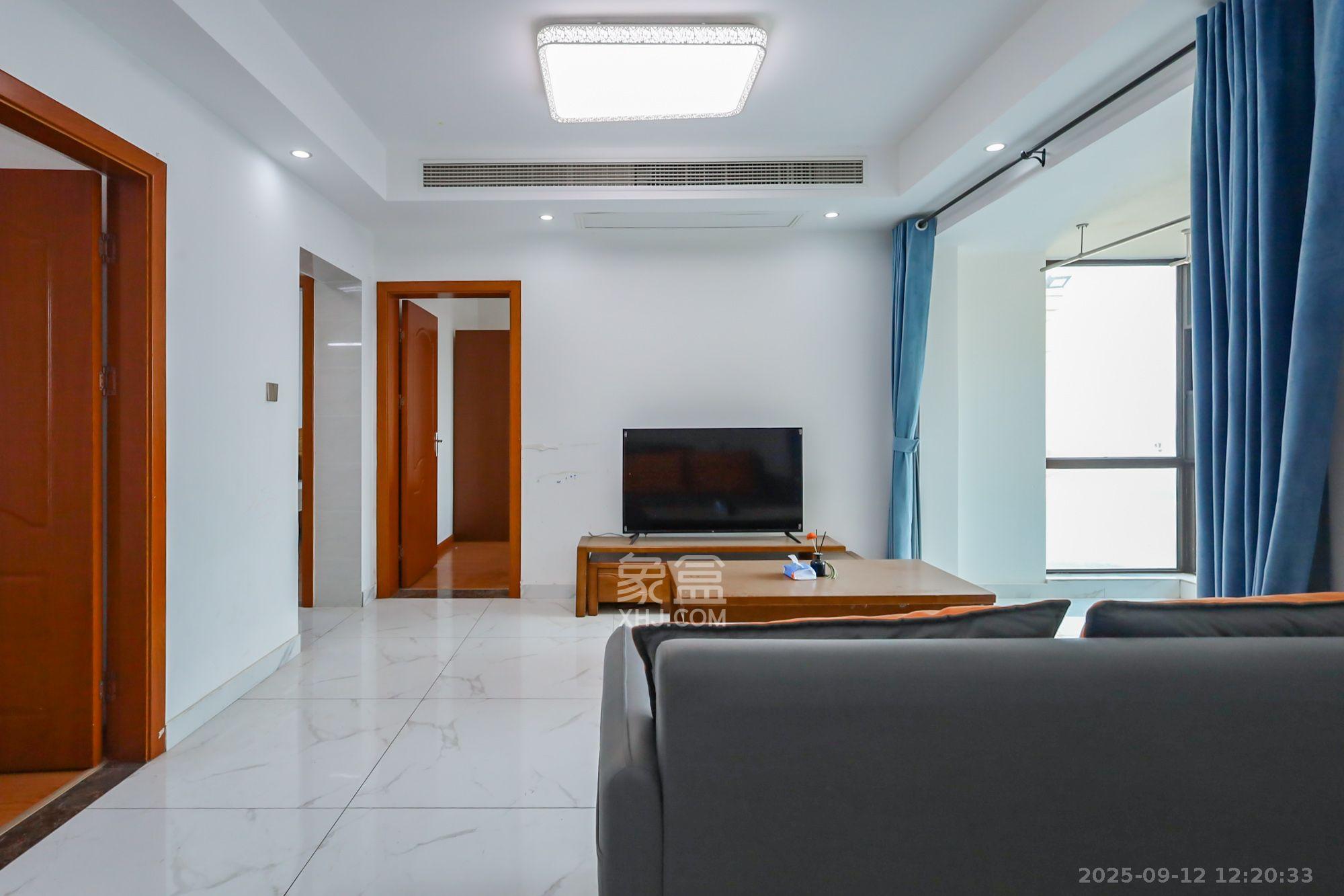 保利西海岸B区 3室2厅1卫 3400.0元/月 保利西海岸B区 3室2厅1卫 3400.0元/月室内图