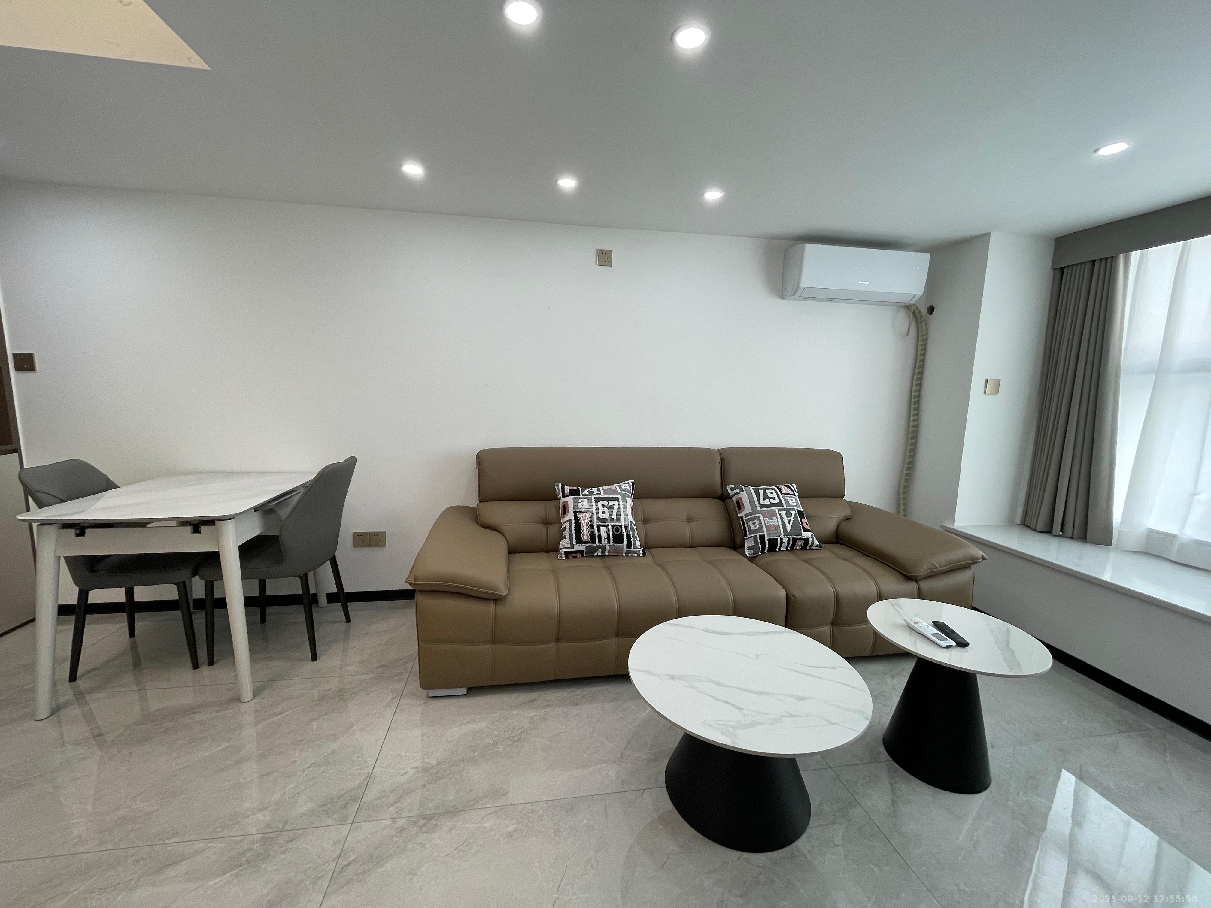 建发养云  2室1厅1卫   3300.00元/月室内图