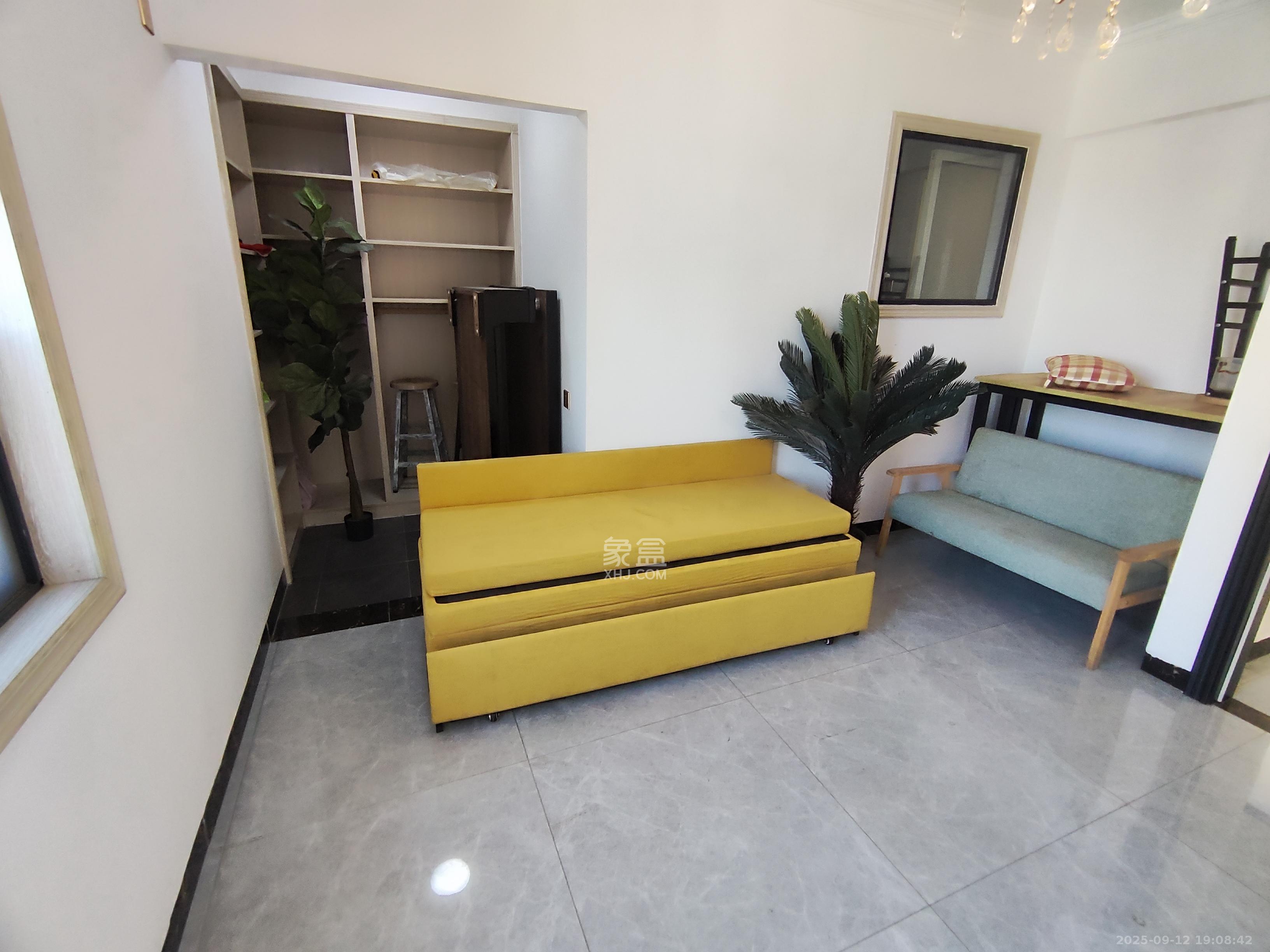 澳海谷山府 4室2厅2卫 2500.0元/月 澳海谷山府 4室2厅2卫 2500.0元/月室内图