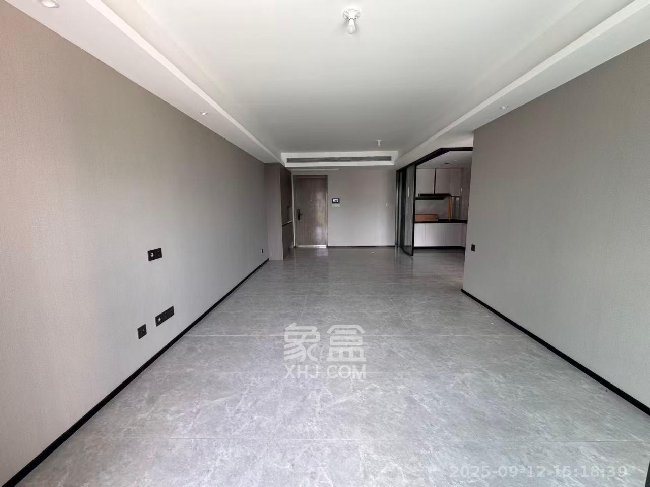 轨道万科璞悦湾 4室2厅2卫 3000.0元/月 轨道万科璞悦湾 4室2厅2卫 3000.0元/月室内图