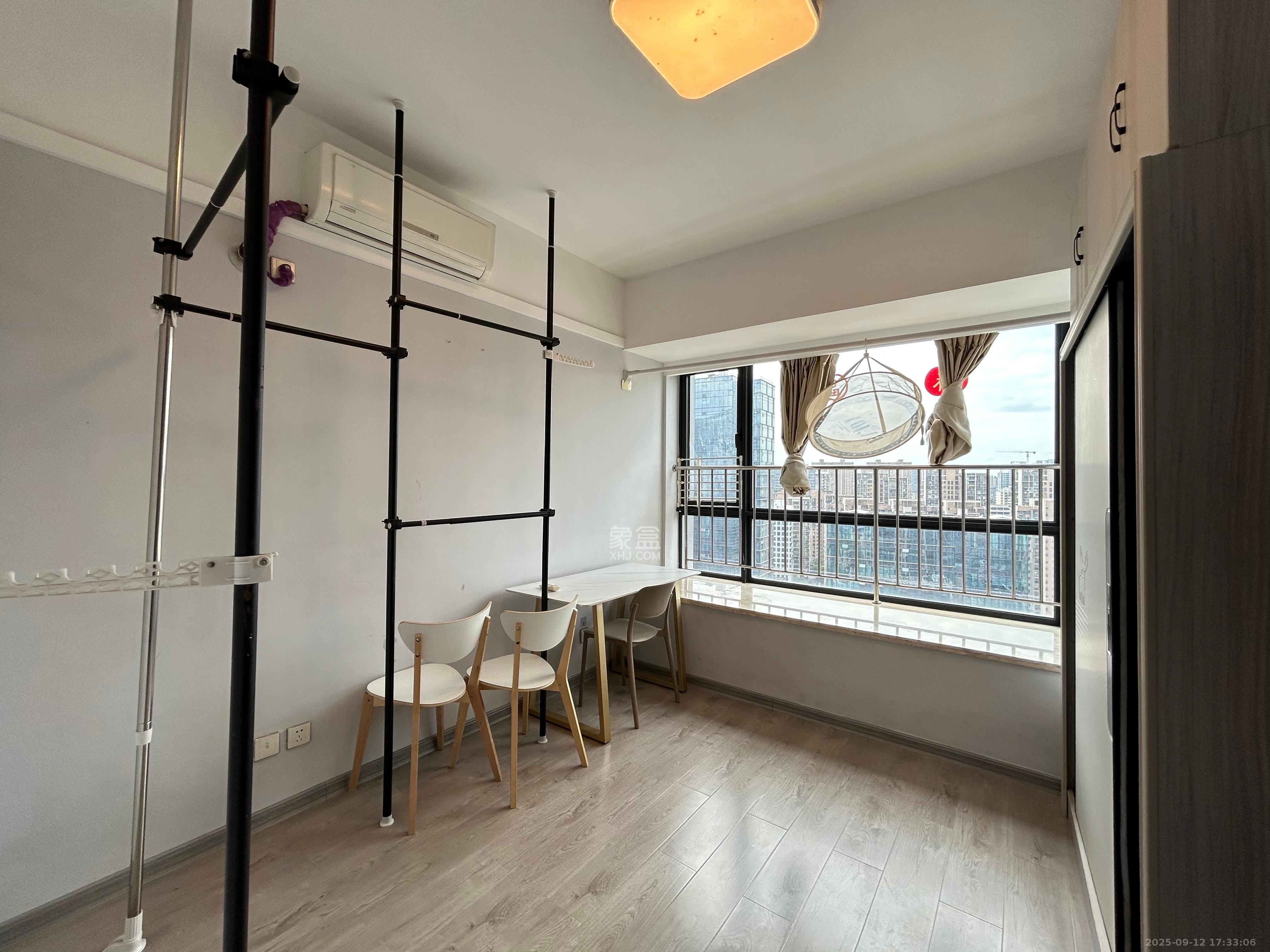 德思勤城市广场(宝格丽公寓) 1室0厅0卫 3000.0元/月 德思勤城市广场(宝格丽公寓) 1室0厅0卫 3000.0元/月室内图