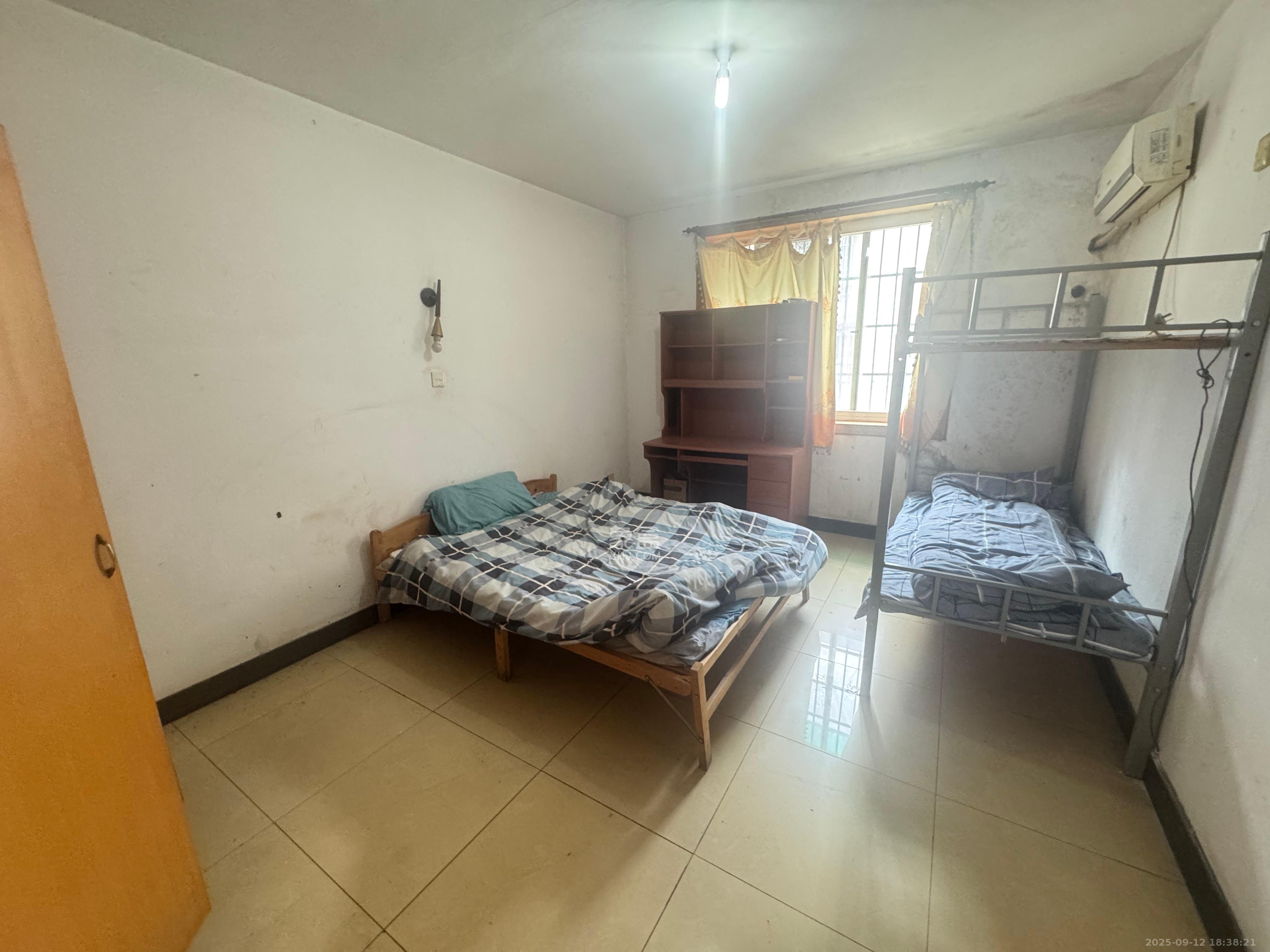 怡景民居  2室1厅1卫    1500.0元/月室内图