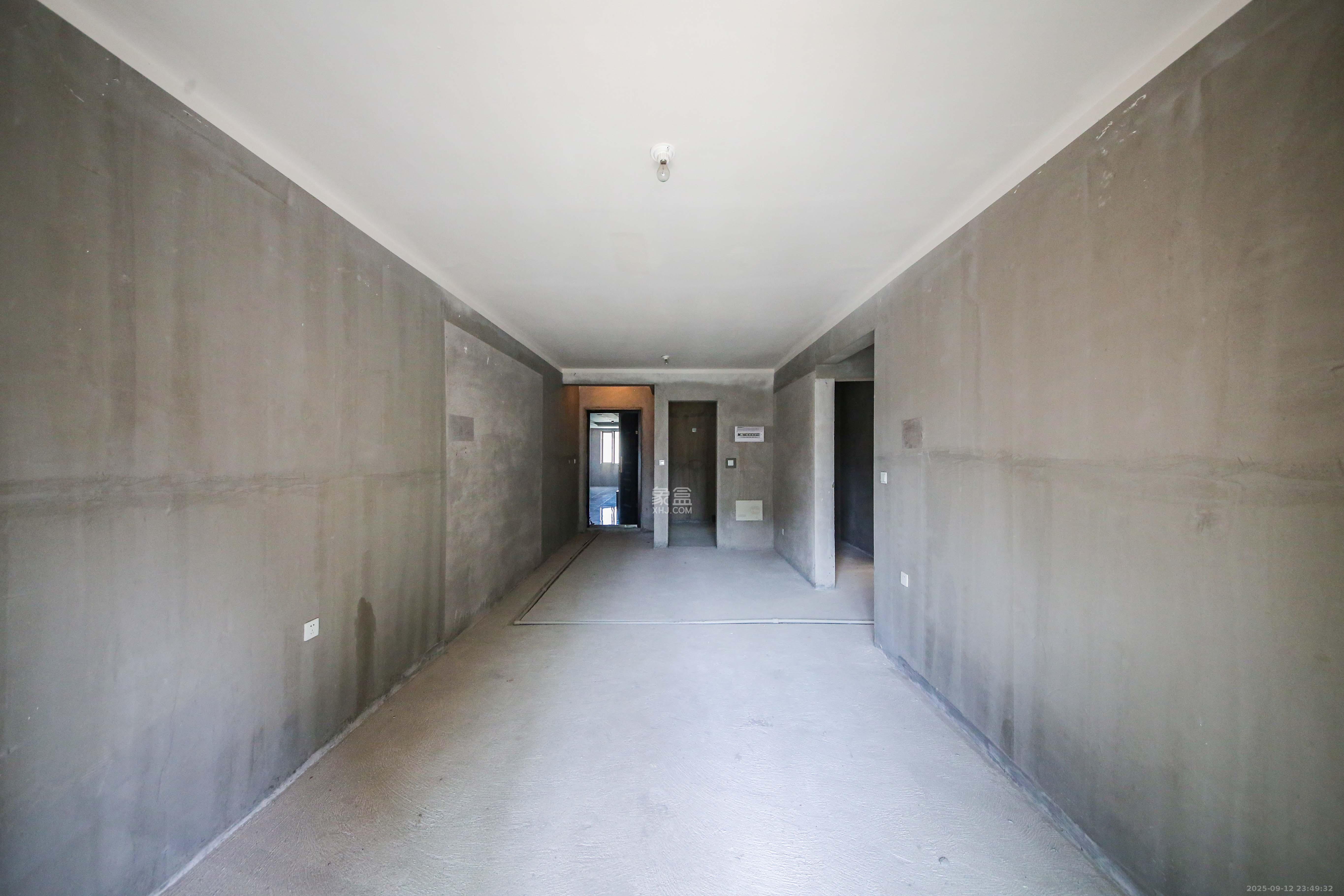 中建钰和城  1室0厅0卫   99.00万