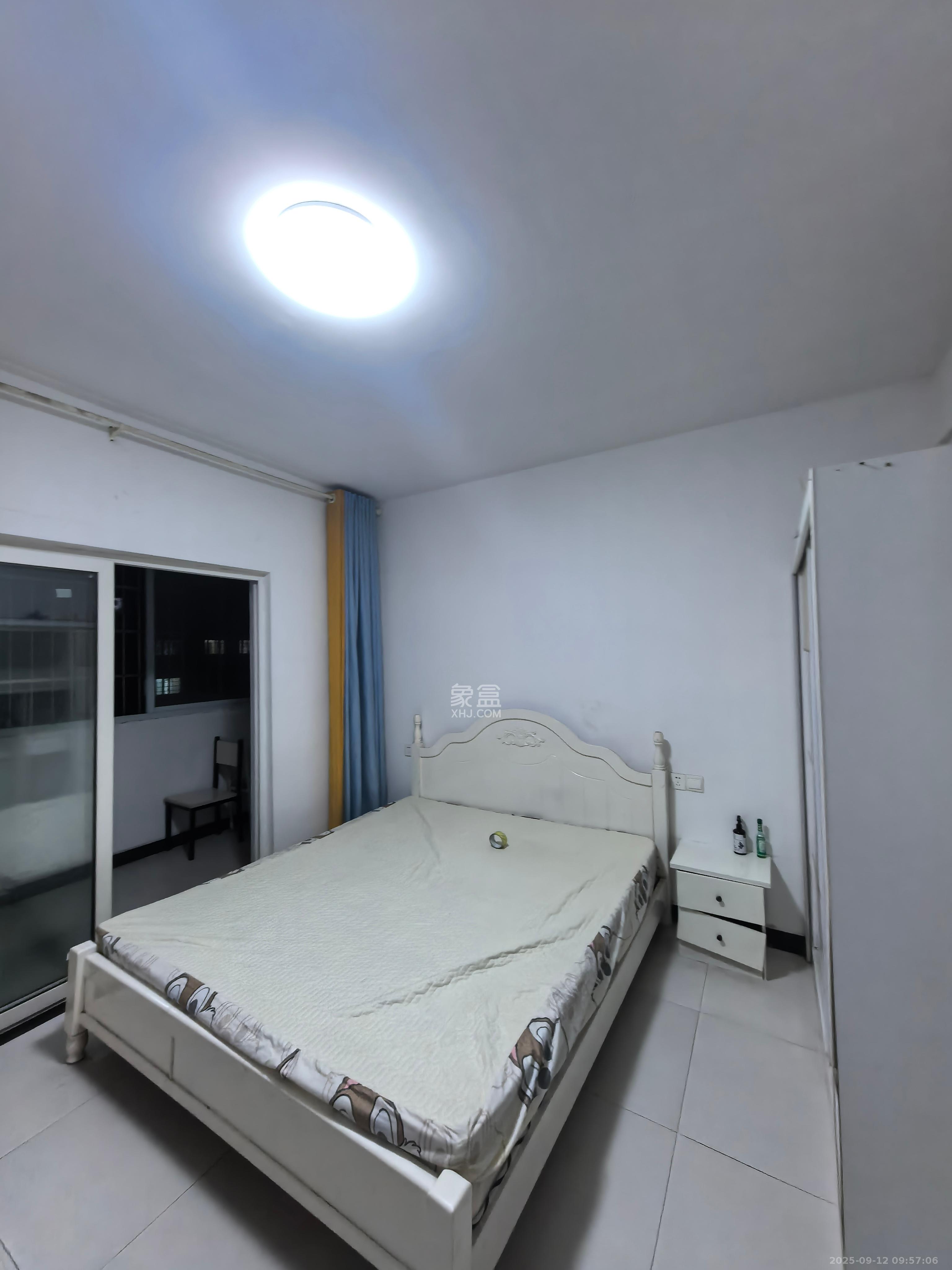 锦璨家园  3室2厅2卫    1600.0元/月室内图