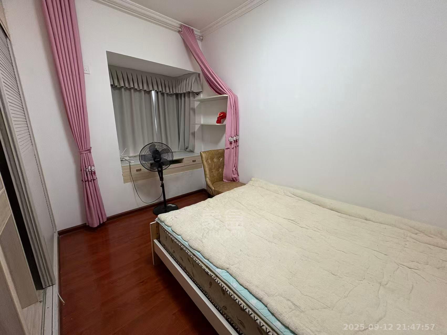 美的城二期 2室2厅1卫 1600.0元/月 美的城二期 2室2厅1卫 1600.0元/月室内图