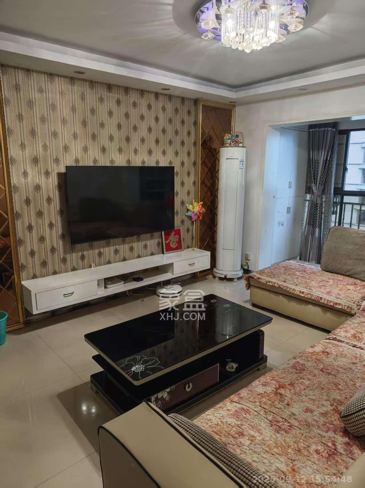 保利麓谷林语C区 3室2厅1卫 3200.0元/月 保利麓谷林语C区 3室2厅1卫 3200.0元/月室内图