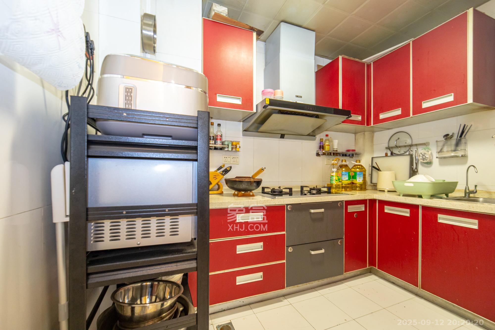 尚都花园城  2室2厅1卫    39.8万 尚都花园城  2室2厅1卫    39.8万厨房