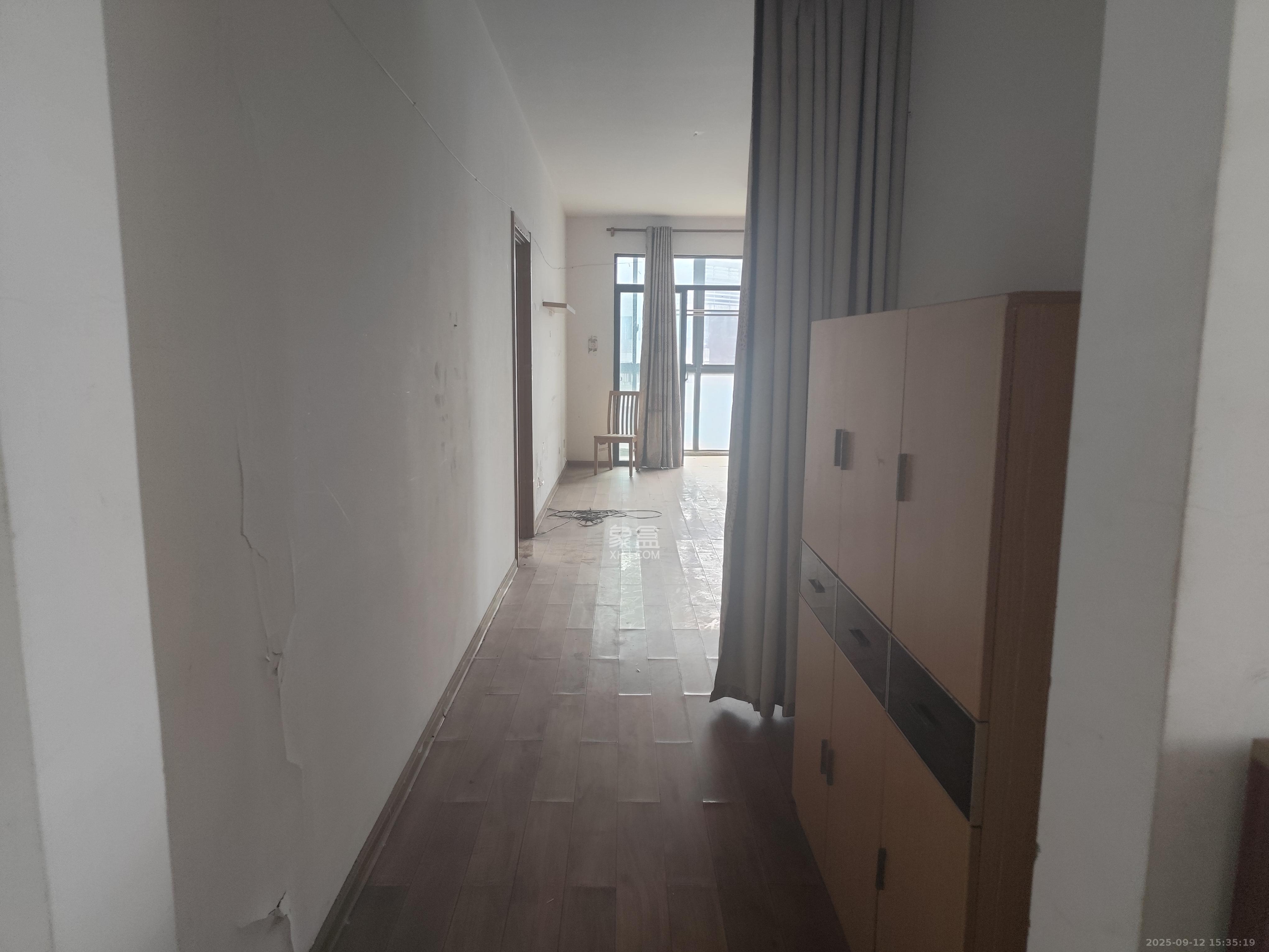 星城映象 3室2厅1卫 2500.0元/月 星城映象 3室2厅1卫 2500.0元/月室内图