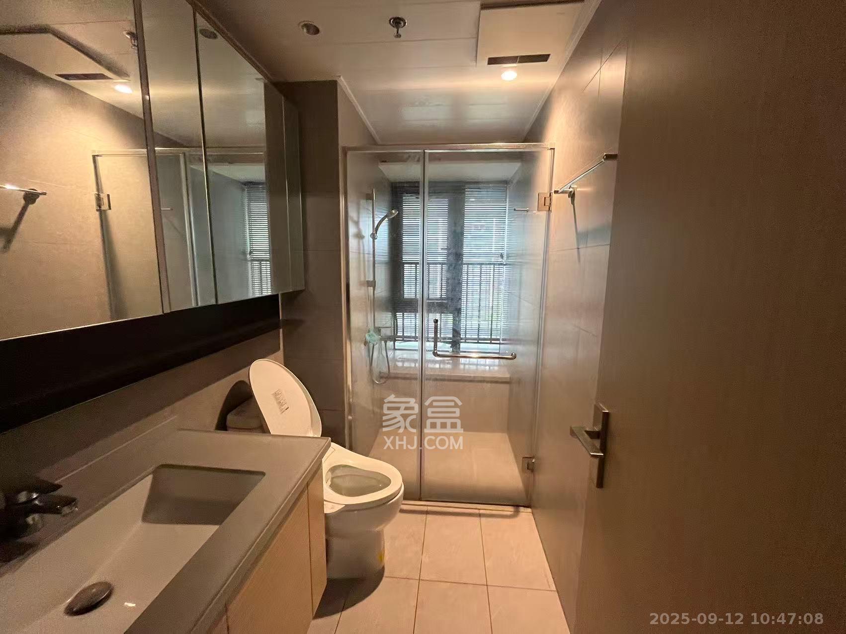 时代梅溪领峰  3室2厅2卫    3200.0元/月室内图