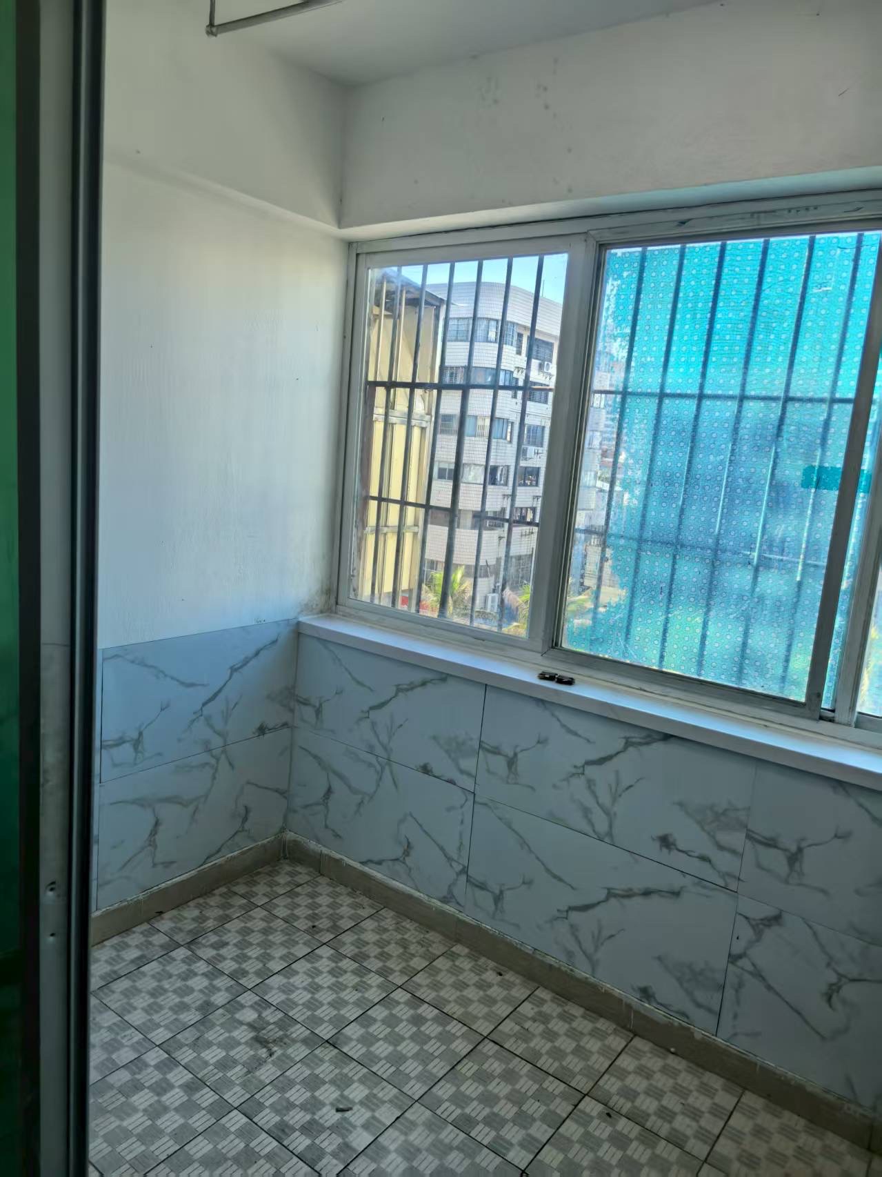 松雷大厦 1室1厅1卫 900.0元/月 松雷大厦 1室1厅1卫 900.0元/月室内图