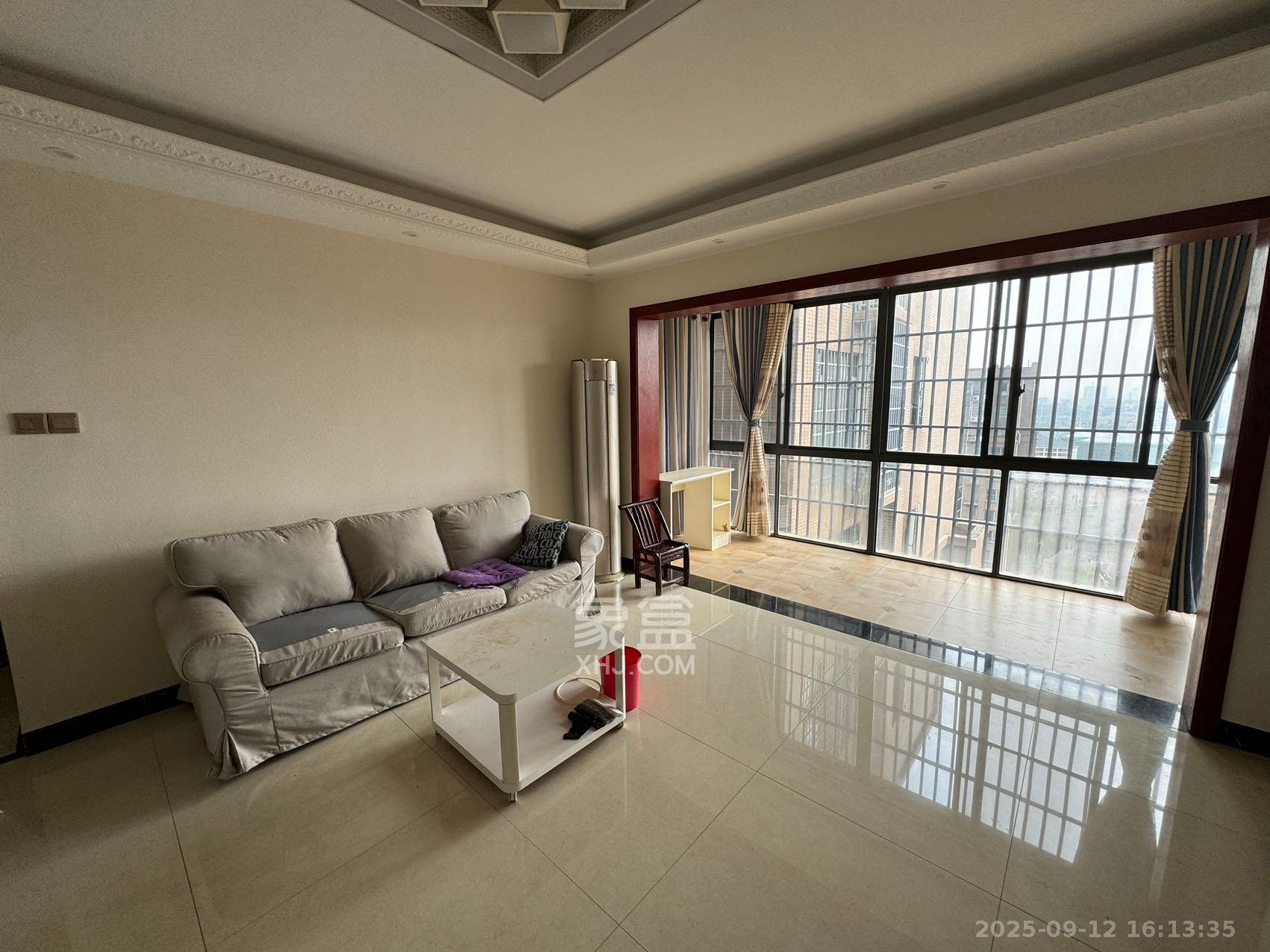 金水湾 1室0厅0卫 2300.0元/月 金水湾 1室0厅0卫 2300.0元/月室内图