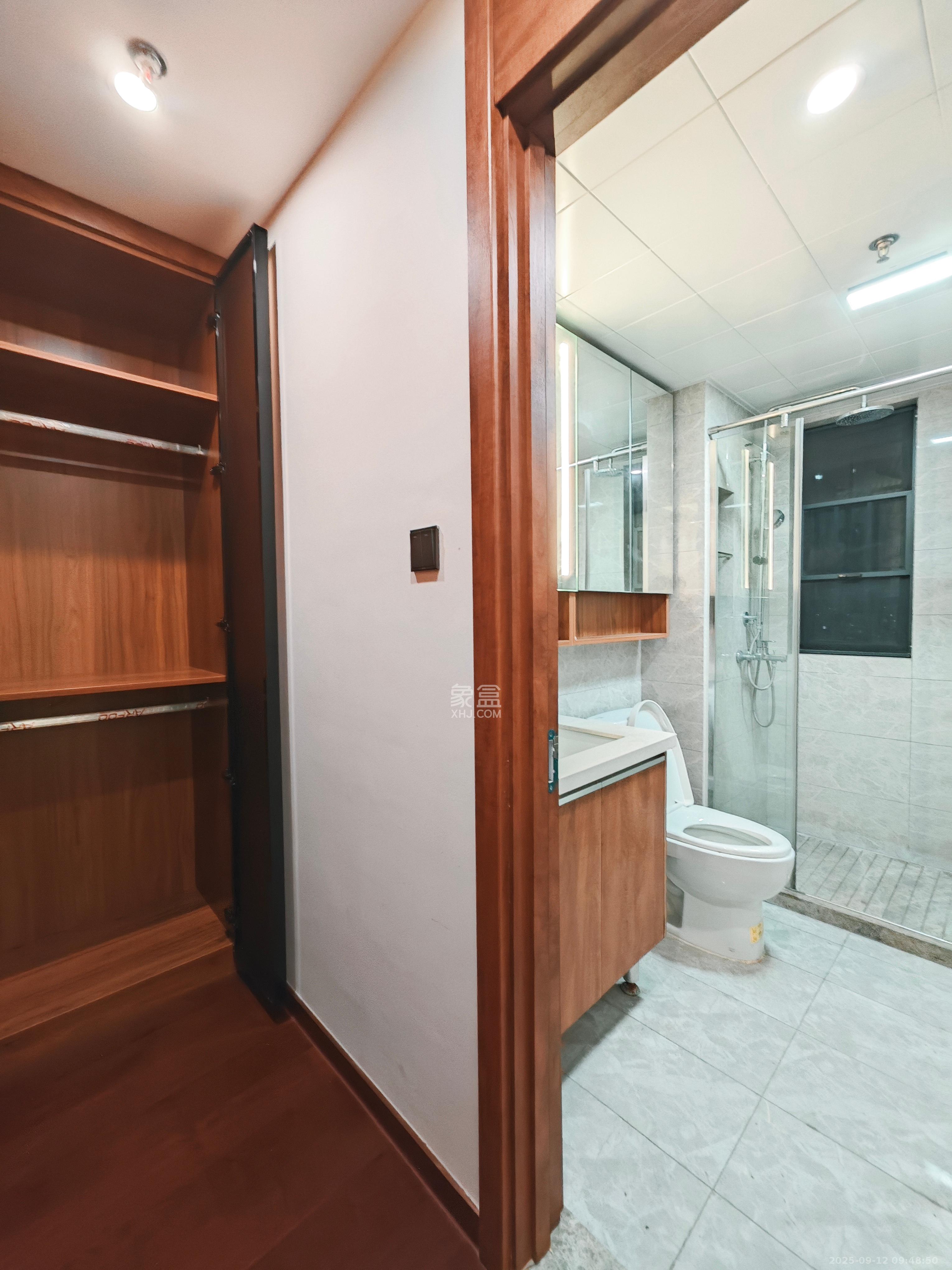 梅溪悦章  4室2厅2卫    3800.0元/月 梅溪悦章  4室2厅2卫    3800.0元/月室内图