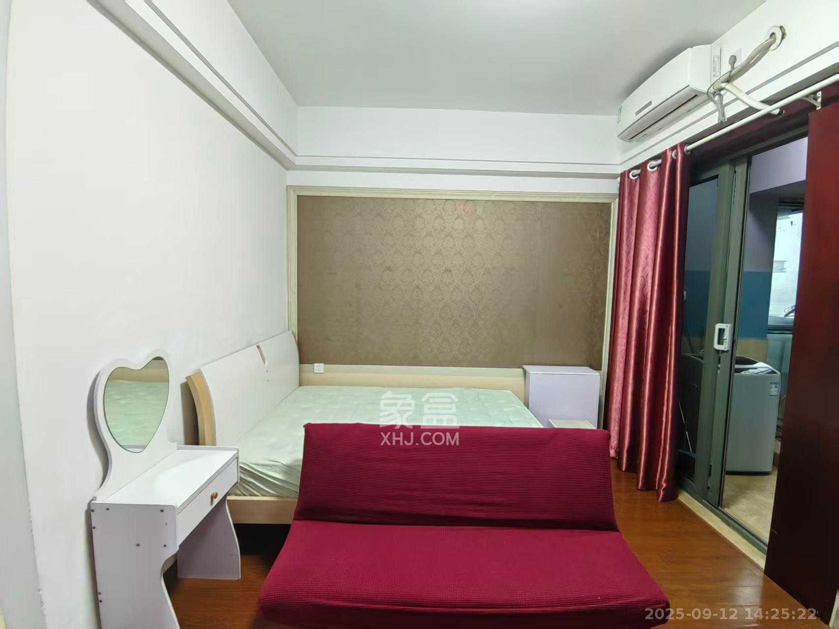 环宇天地、中海地产（中信城市广场二期）  1室1厅1卫    1000.0元/月室内图