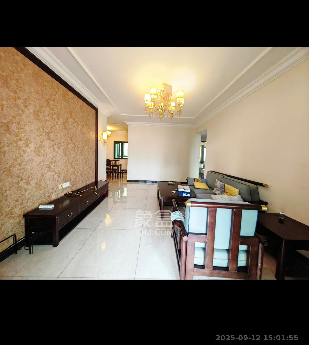 恒大御景湾  3室2厅2卫    3500.0元/月 恒大御景湾  3室2厅2卫    3500.0元/月室内图