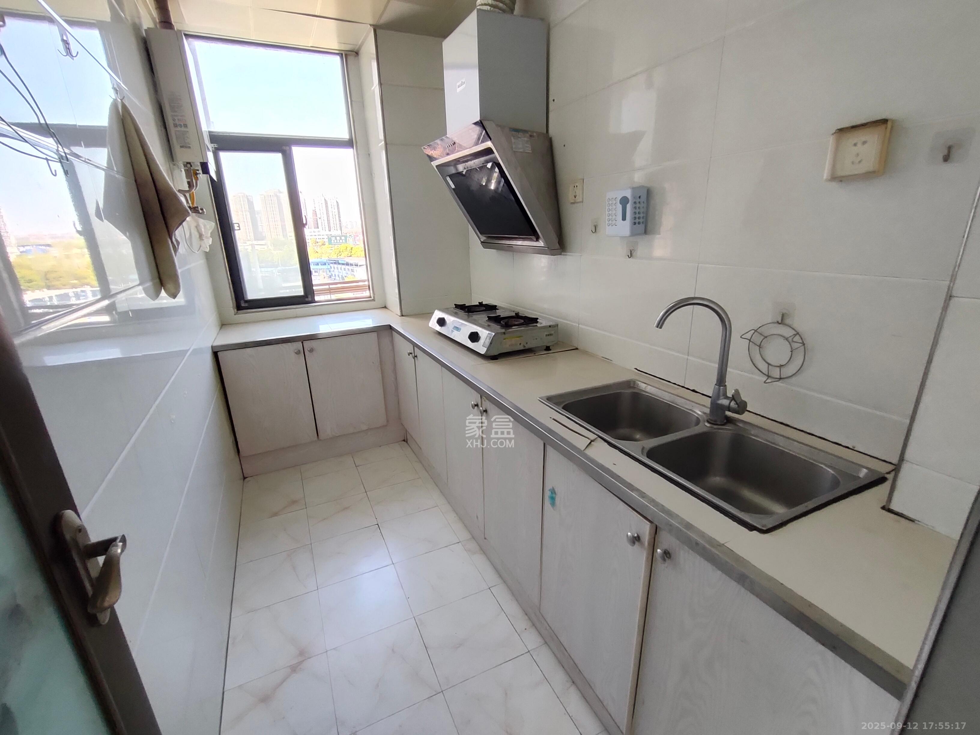 星城映象  2室2厅1卫    1800.0元/月室内图