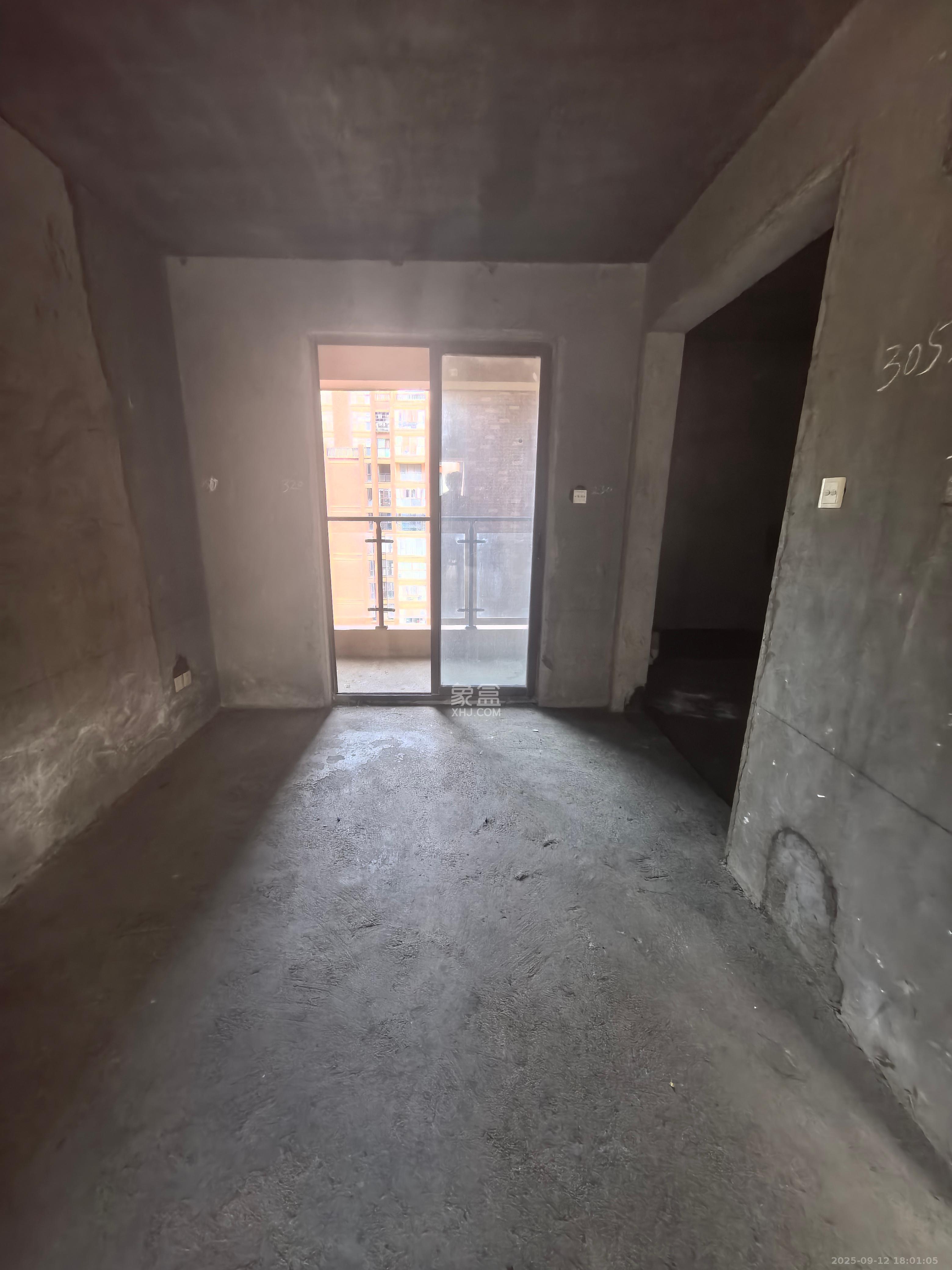 金色溪泉湾 3室2厅2卫 1500.0元/月 金色溪泉湾 3室2厅2卫 1500.0元/月室内图