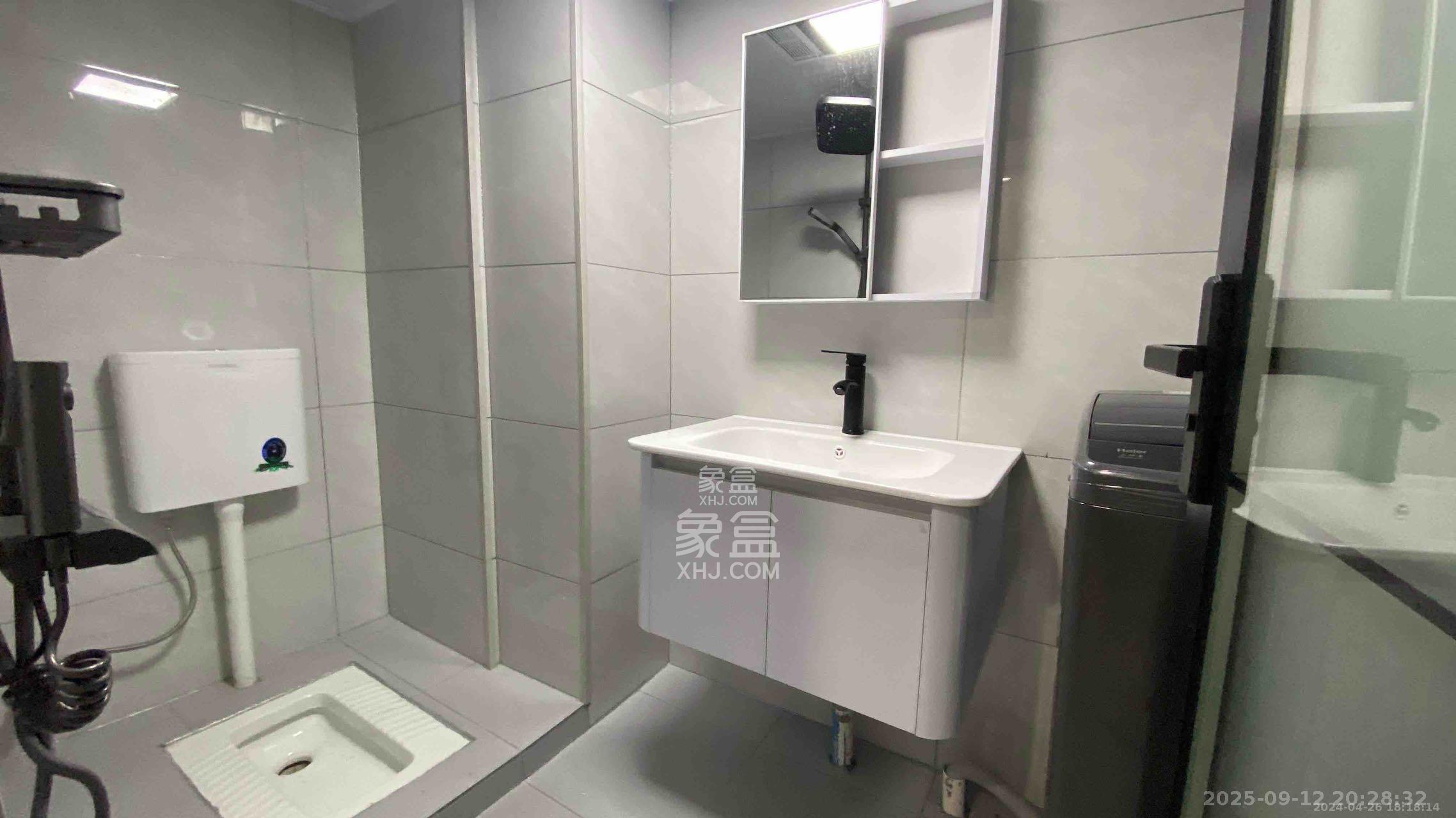 新城悦隽公园  2室1厅1卫    1700.0元/月室内图