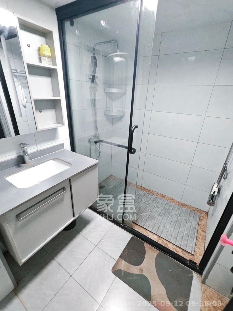 振业城三期  2室1厅1卫    2400.0元/月室内图