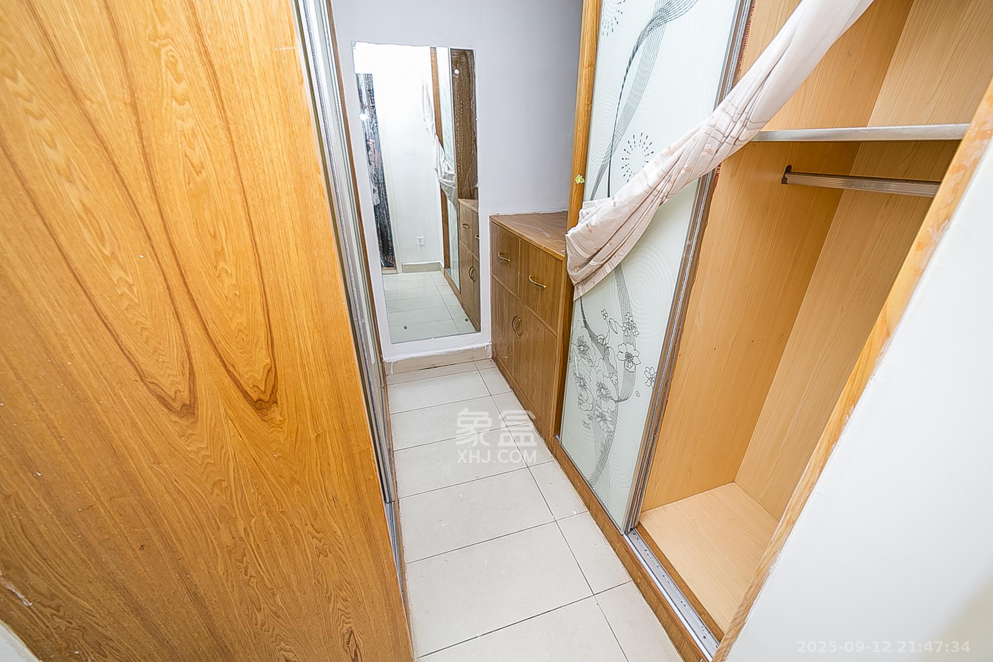 通用时代国际社区 3室2厅2卫 120.0万 通用时代国际社区 3室2厅2卫 120.0万其他