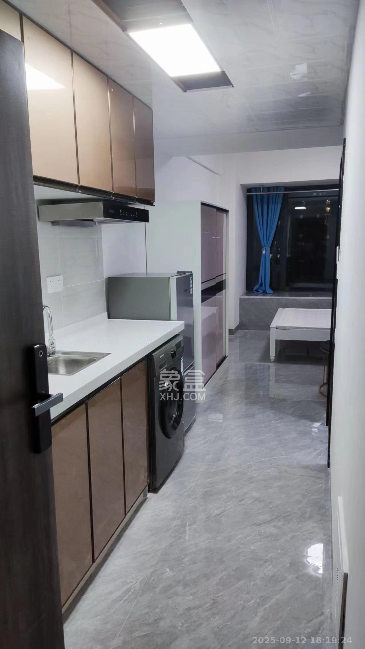 龙湖湘江星座（祺鑫星座公寓）  1室0厅0卫    1300.0元/月室内图