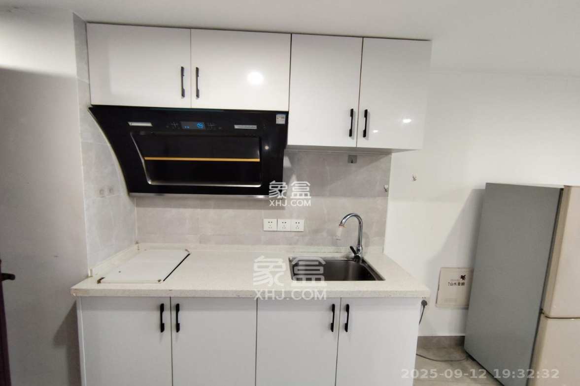 博长山水香颐 1室1厅1卫 1700.0元/月 博长山水香颐 1室1厅1卫 1700.0元/月室内图