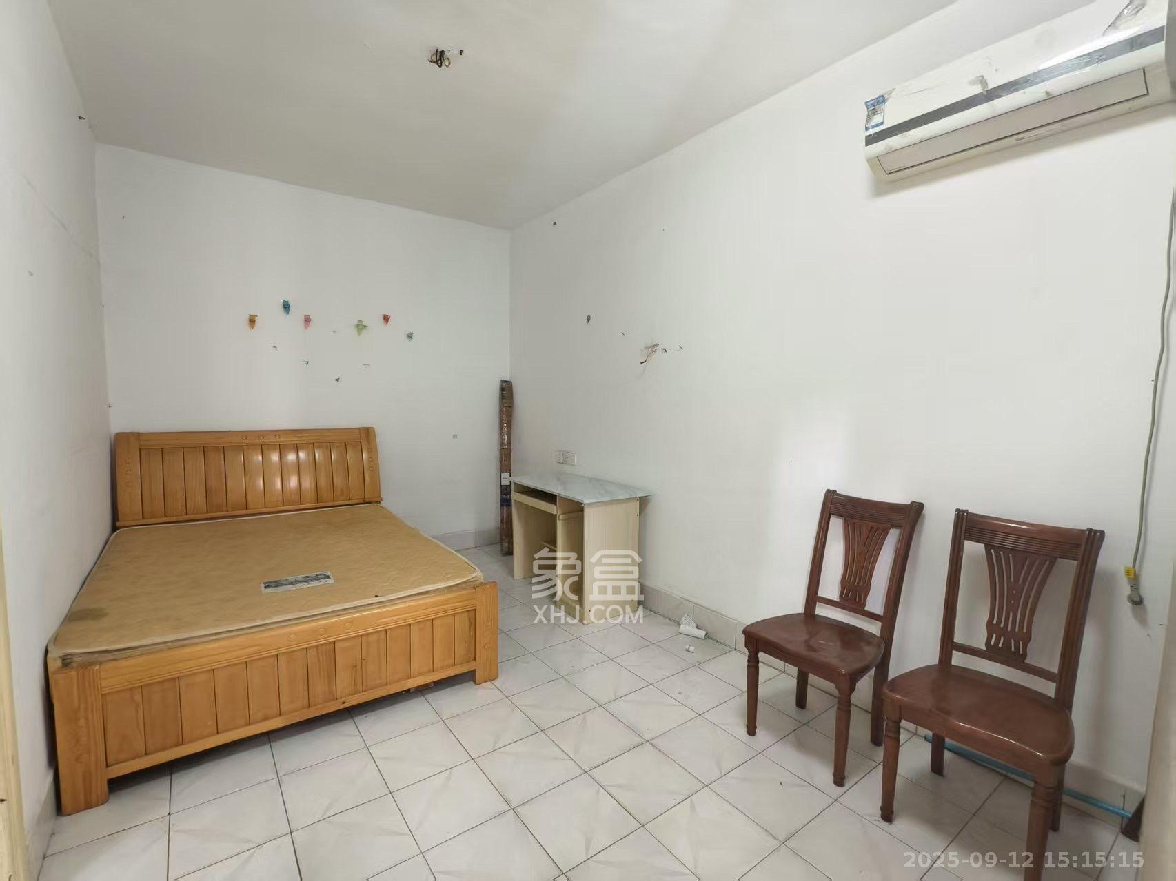 中南大学湘雅附二医院广济桥宿舍 2室1厅1卫 1500.0元/月 中南大学湘雅附二医院广济桥宿舍 2室1厅1卫 1500.0元/月室内图