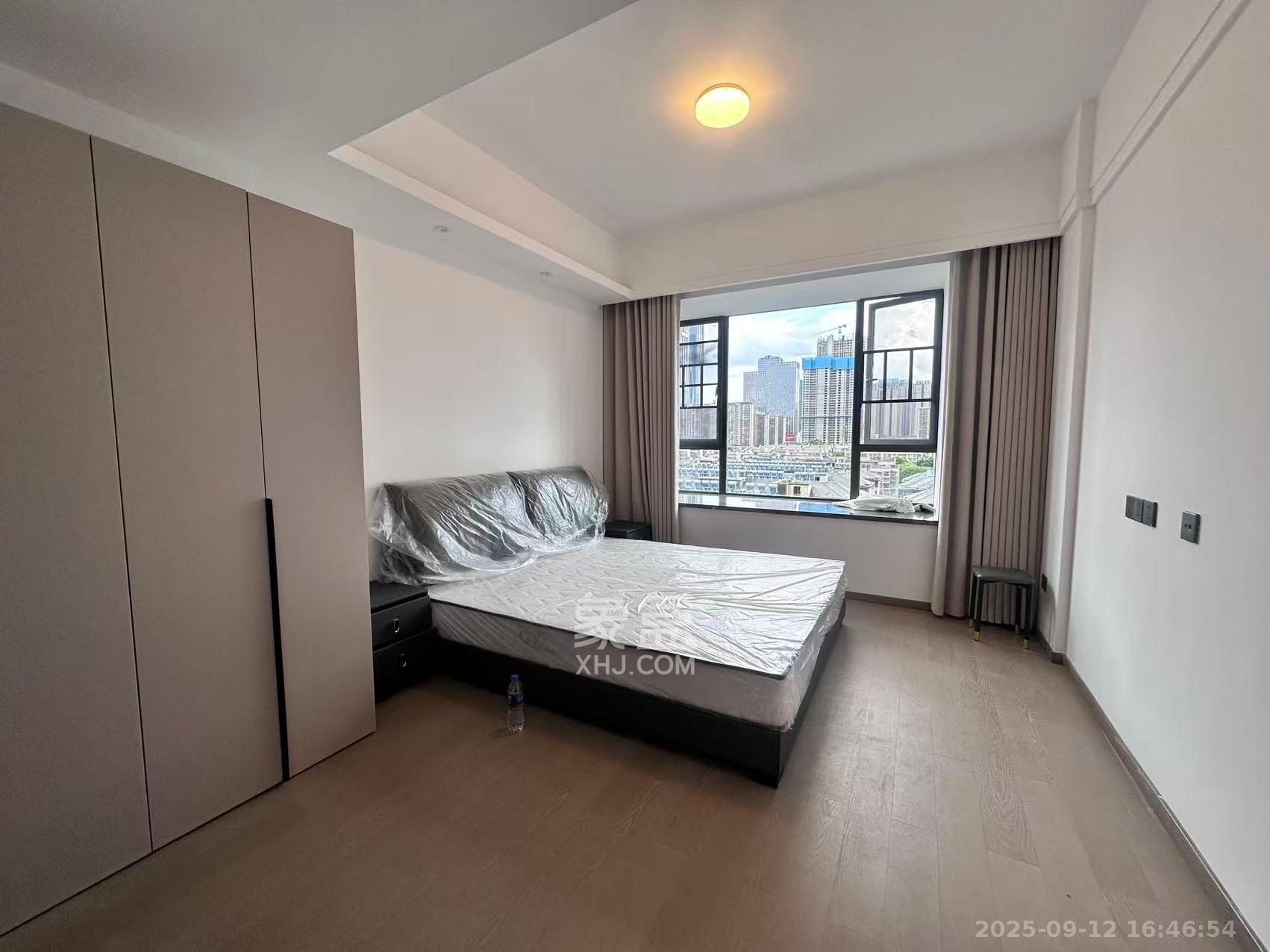 正荣滨江紫阙台  4室2厅3卫    5500.0元/月室内图