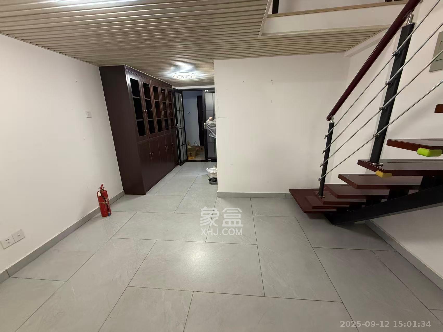 金科时代中心 1室0厅0卫 1750.0元/月 金科时代中心 1室0厅0卫 1750.0元/月室内图