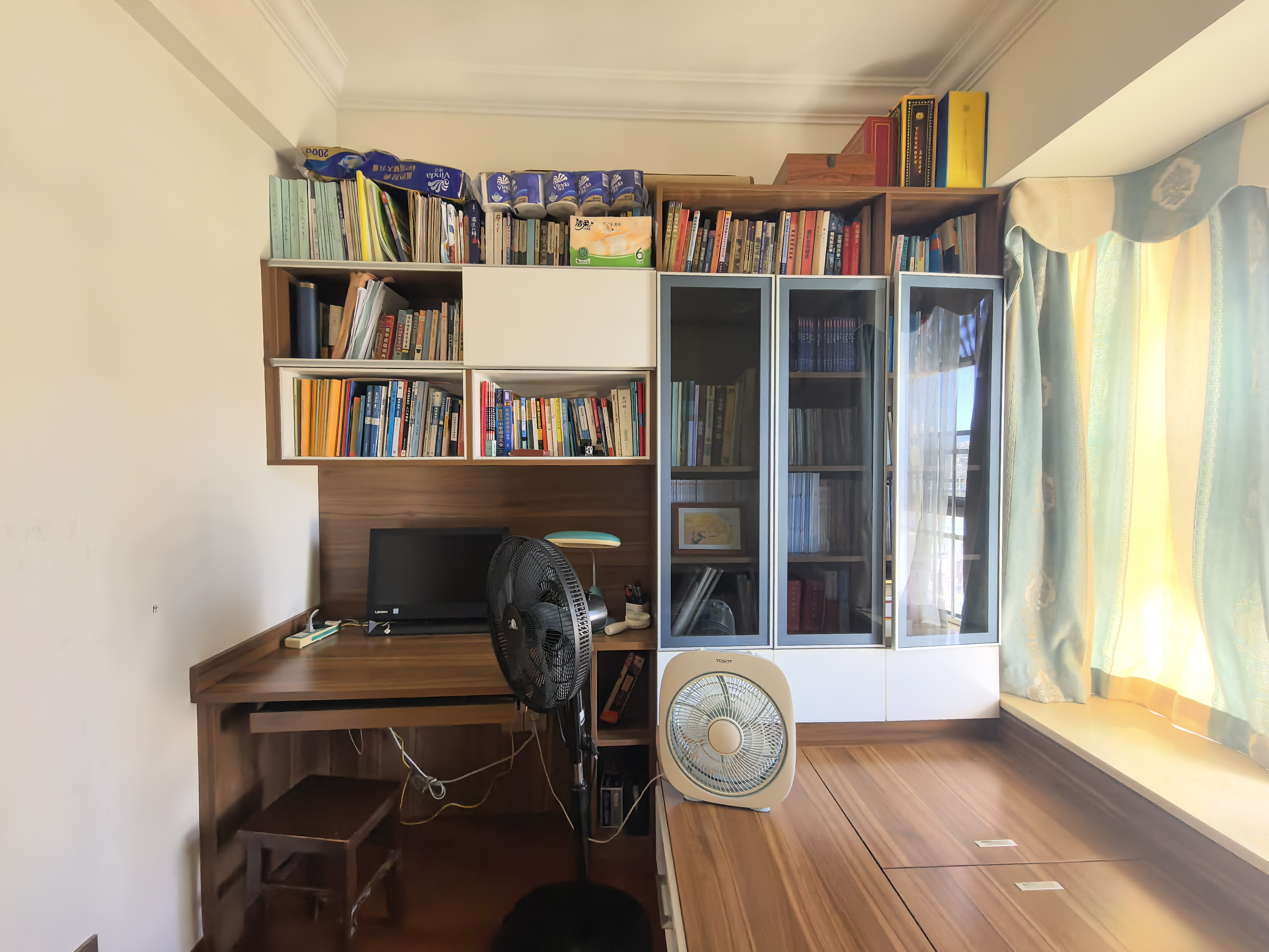 盛泰佳园  3室2厅1卫    3500.0元/月 盛泰佳园  3室2厅1卫    3500.0元/月室内图