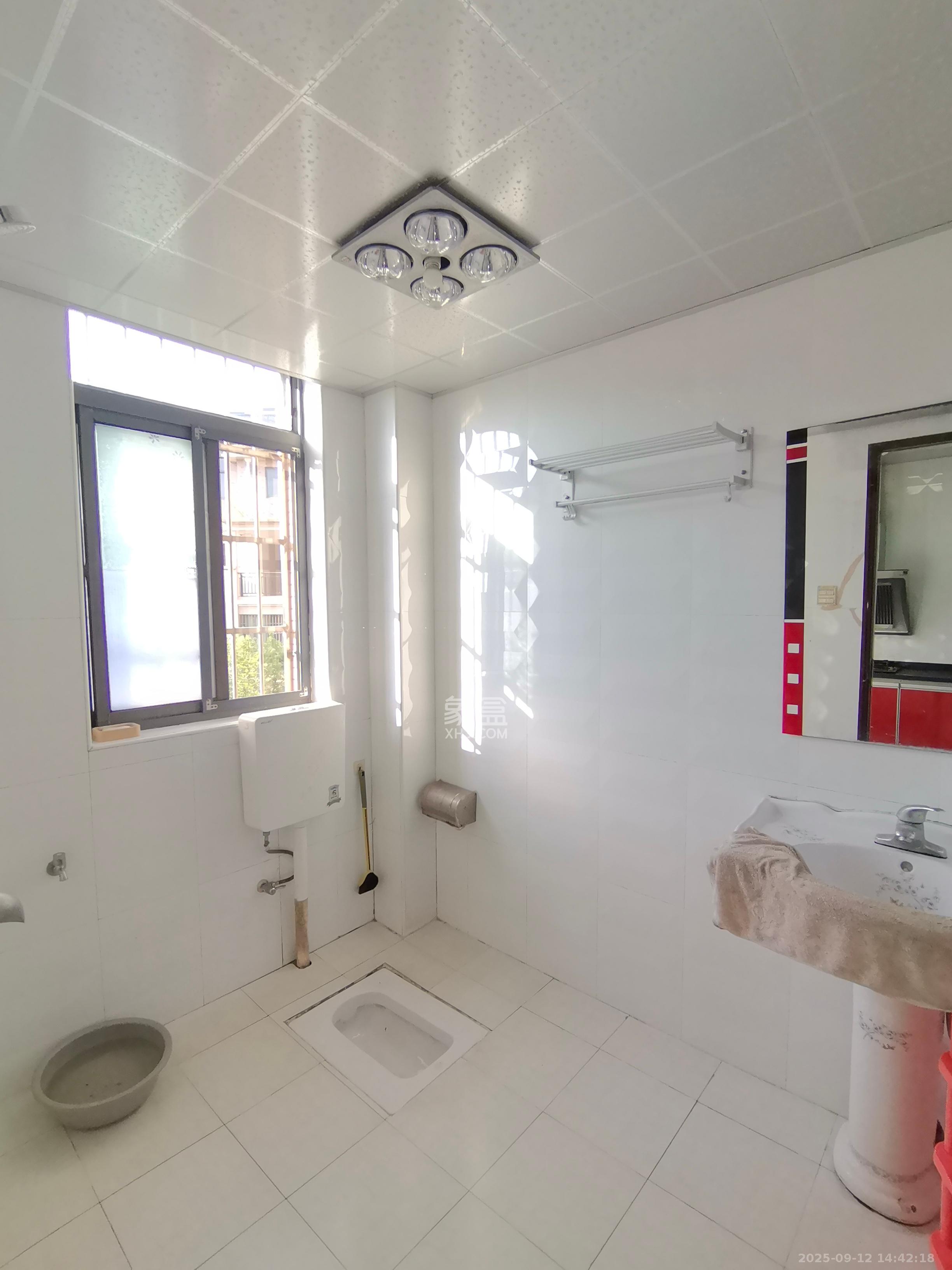 金霞美墅 2室2厅1卫 1000.0元/月 金霞美墅 2室2厅1卫 1000.0元/月室内图