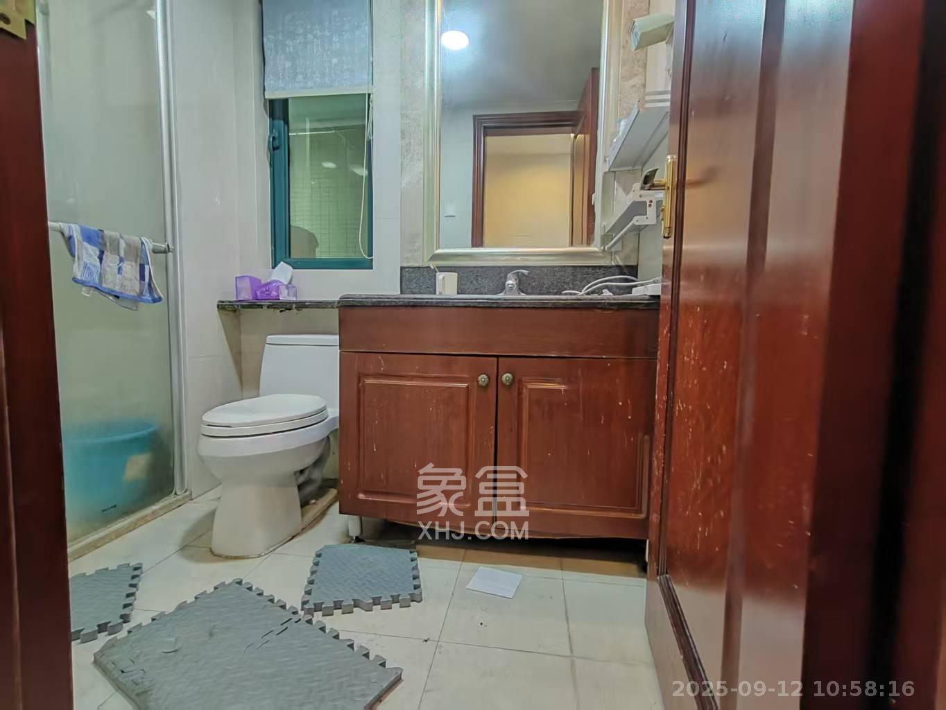 恒大名都  3室2厅1卫   1700.00元/月室内图