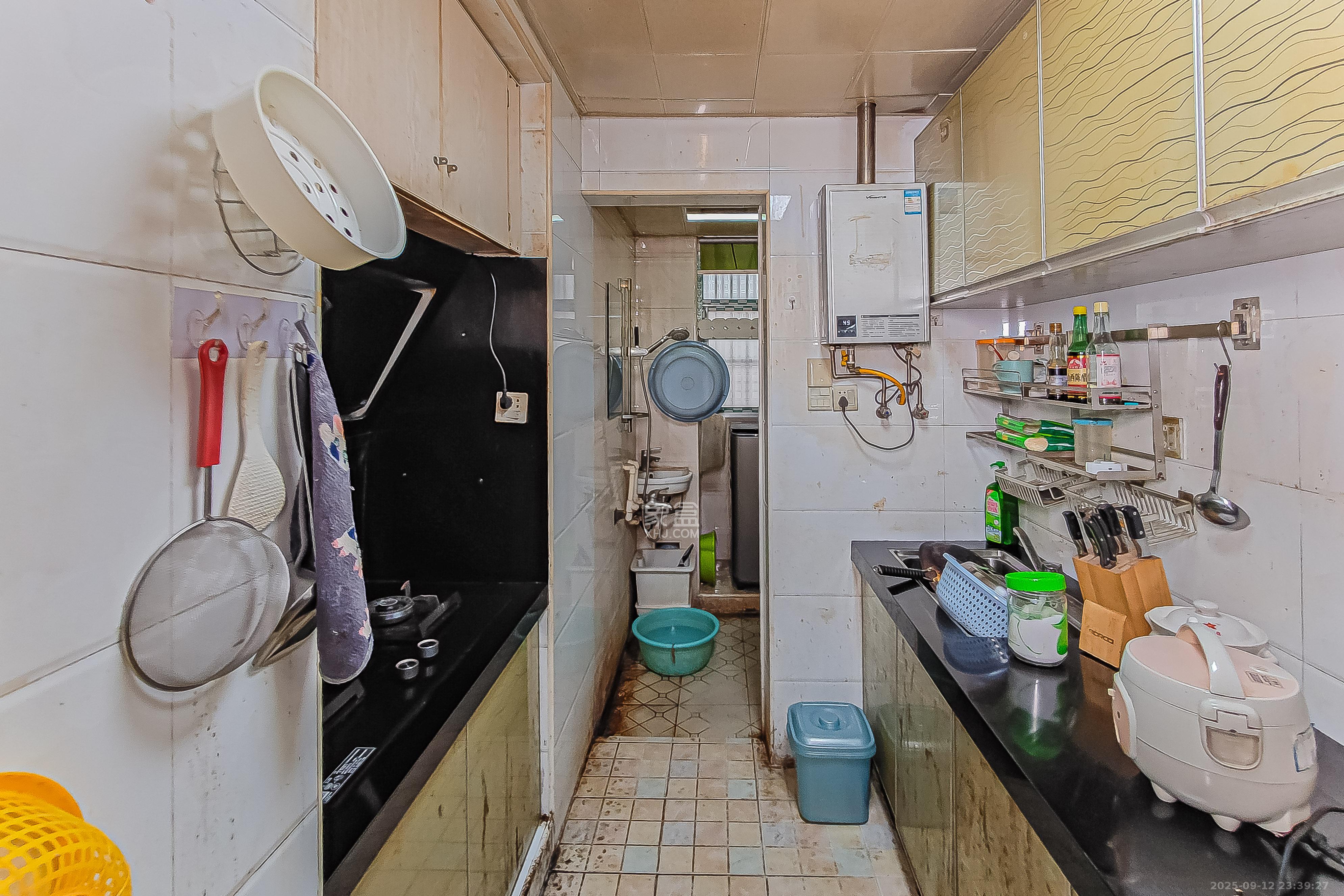 杏花苑 1室1厅1卫 26.0万 杏花苑 1室1厅1卫 26.0万厨房