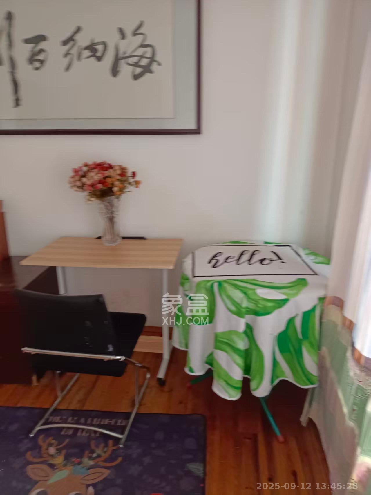 新星小区 1室2厅1卫 800.0元/月 新星小区 1室2厅1卫 800.0元/月室内图