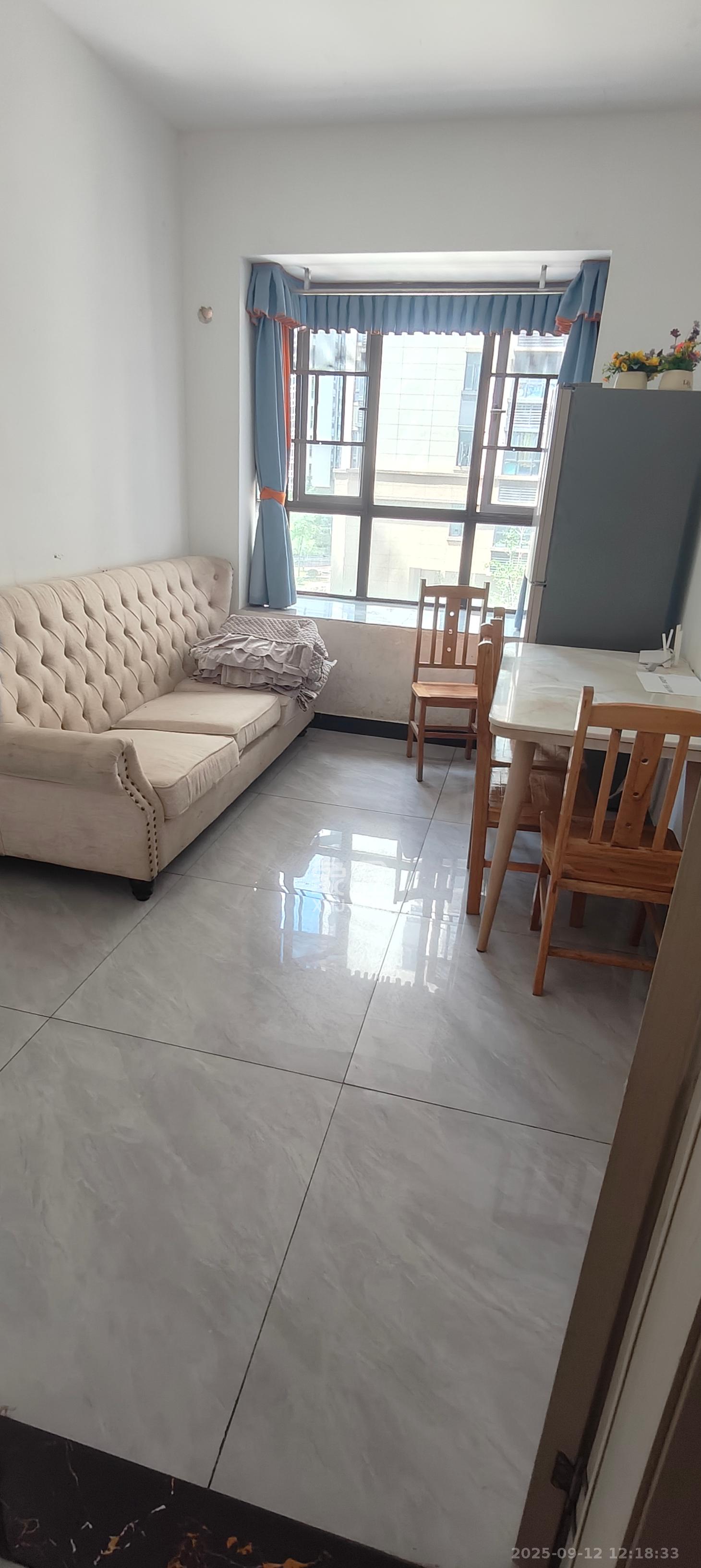 财汇新天地(财汇商务广场)  1室0厅0卫    1600.0元/月 财汇新天地(财汇商务广场)  1室0厅0卫    1600.0元/月