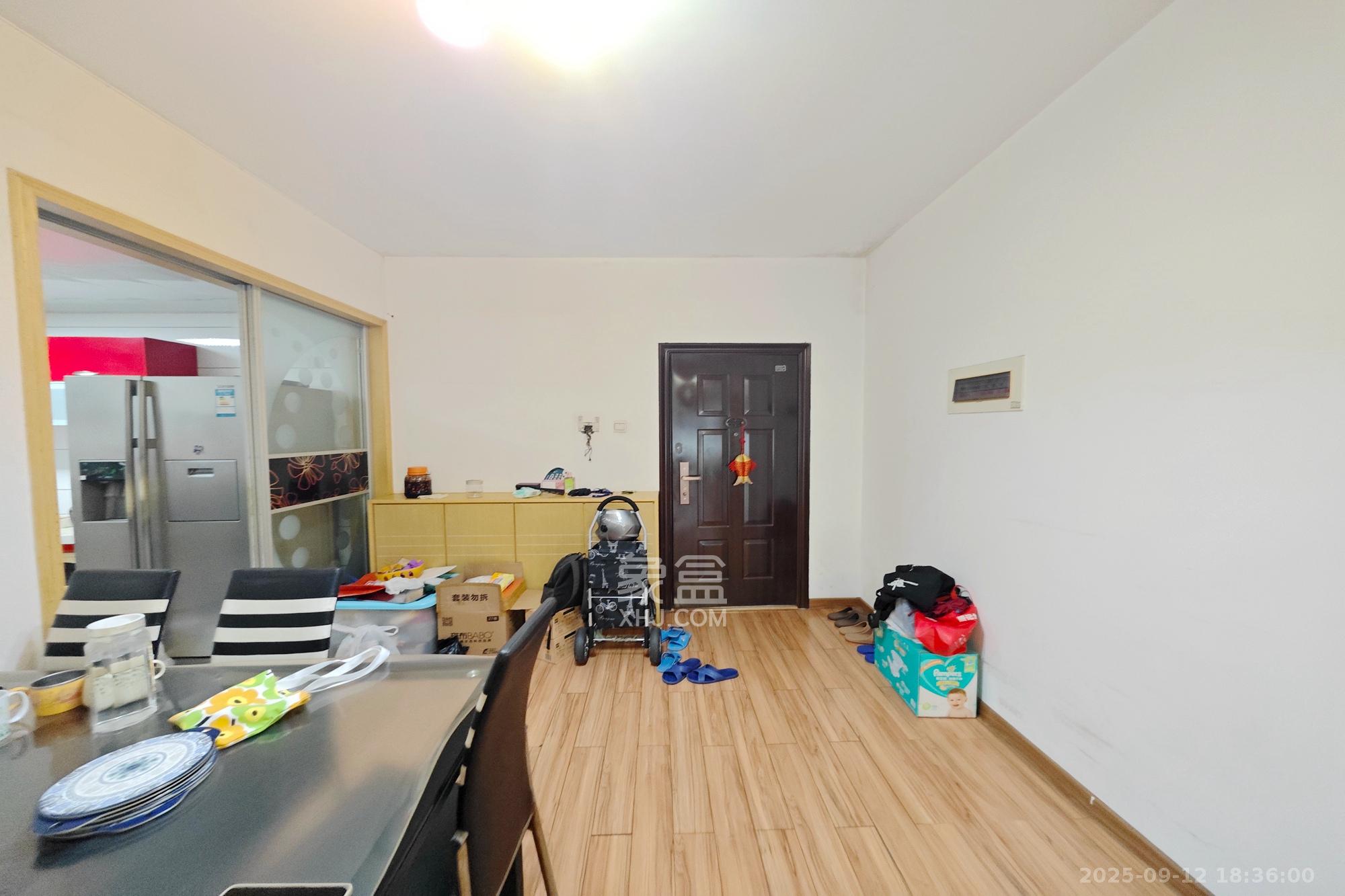 丽星景园  2室2厅1卫    68.8万客厅