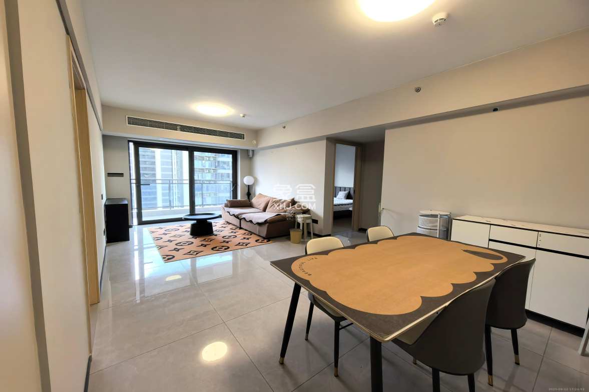 时代梅溪领峰 3室2厅2卫 2800.0元/月 时代梅溪领峰 3室2厅2卫 2800.0元/月室内图