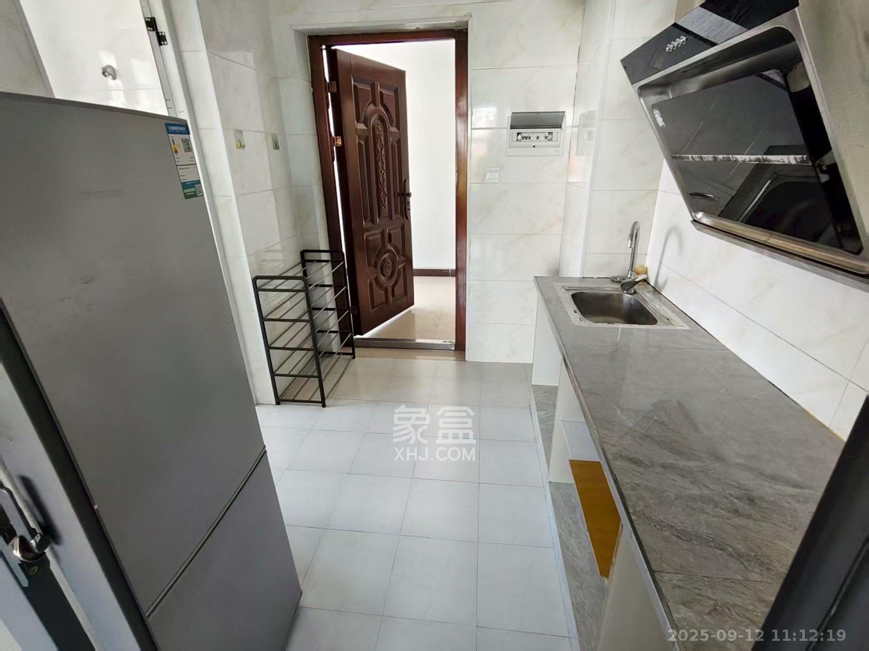 海棠路散盘 1室1厅1卫 800.0元/月 海棠路散盘 1室1厅1卫 800.0元/月室内图