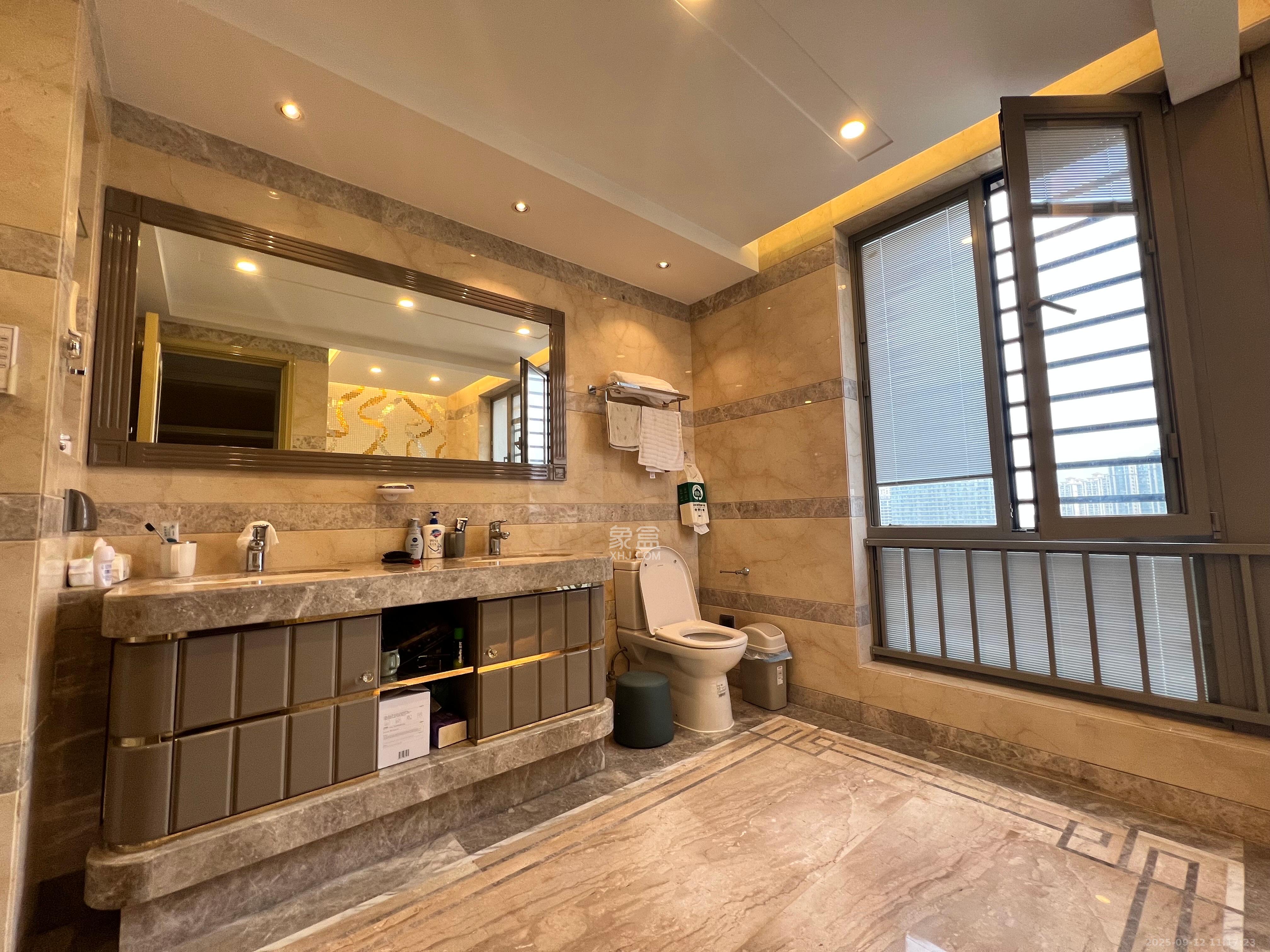 梅溪湖金茂府（金茂广场）（金茂览秀城）  5室2厅4卫    19000.0元/月室内图