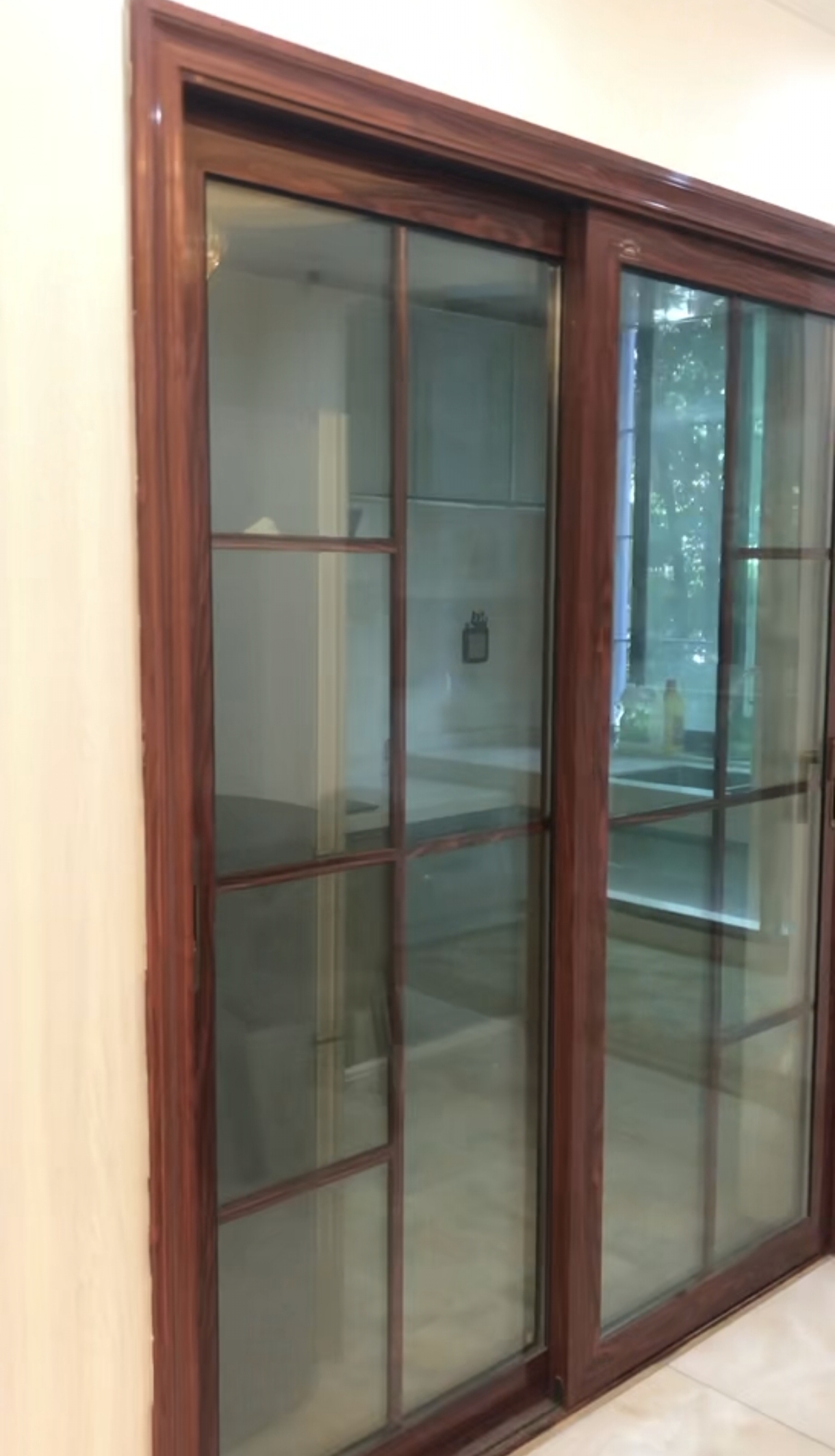 西子莲花  1室0厅0卫   2300.00元/月室内图